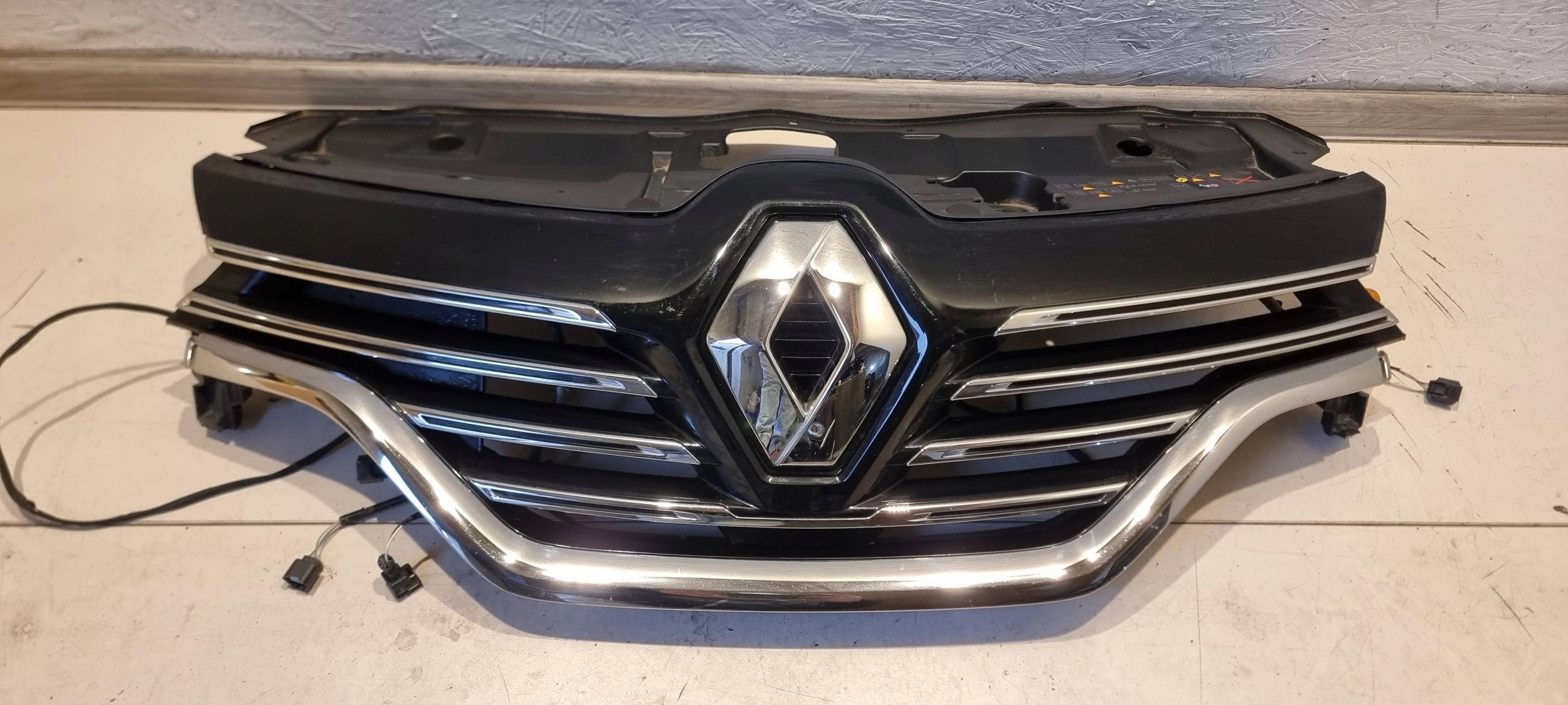 Renault Espace RHN Kühlergrill FRONTGRILL Kühlergitter 620303769R - Thumbnail 1