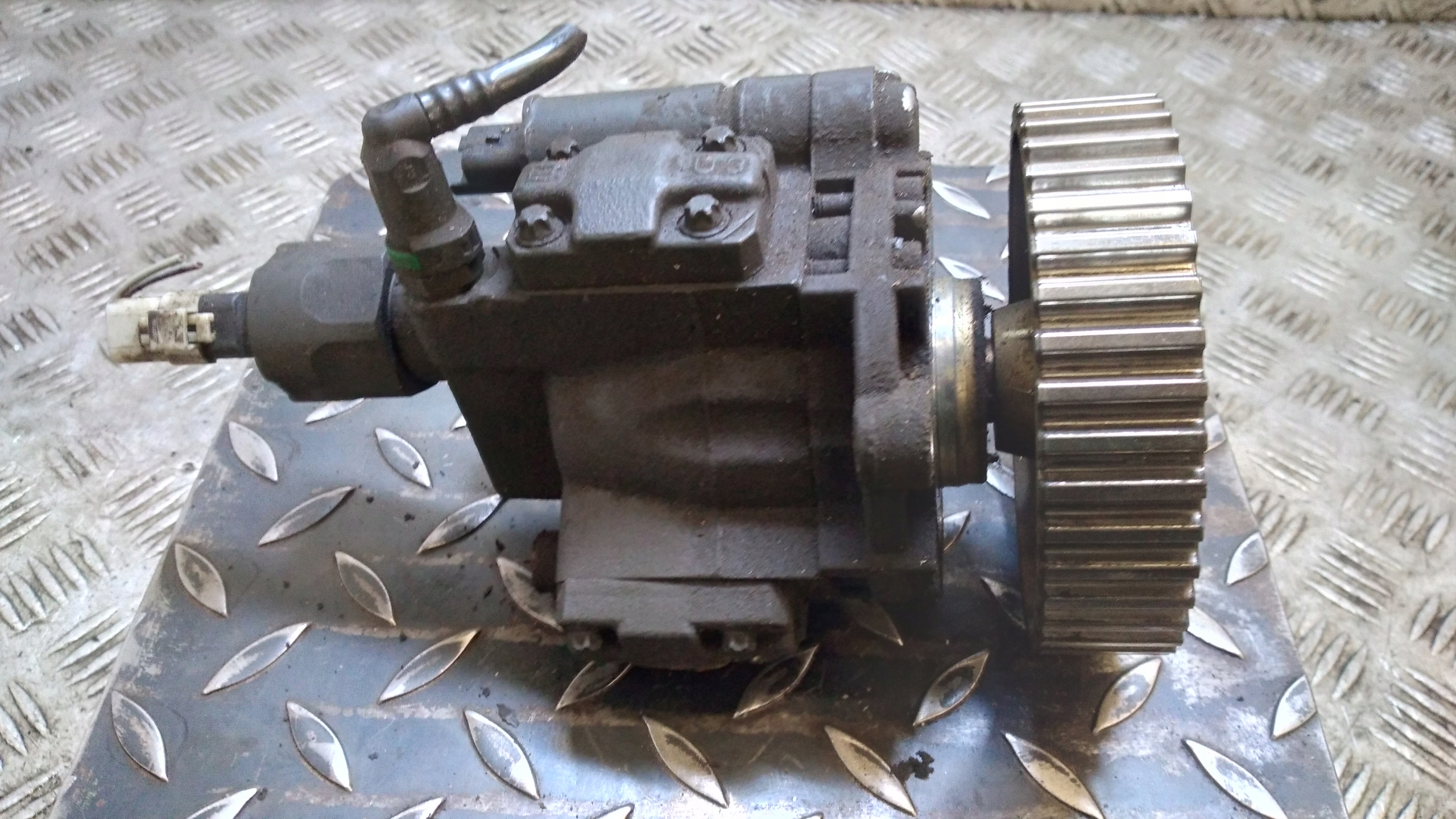 Pompa WYSOKIEGO pressione PEUGEOT PARTNER 1 00504/C