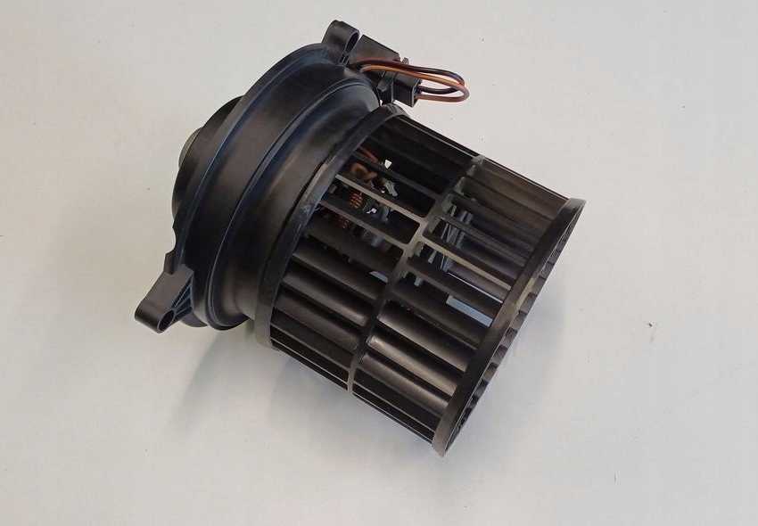 FORD FIESTA MK6 07R LIFT WENTYLATOR DMUCHAWA 2S6H-18456-AD EUROPA