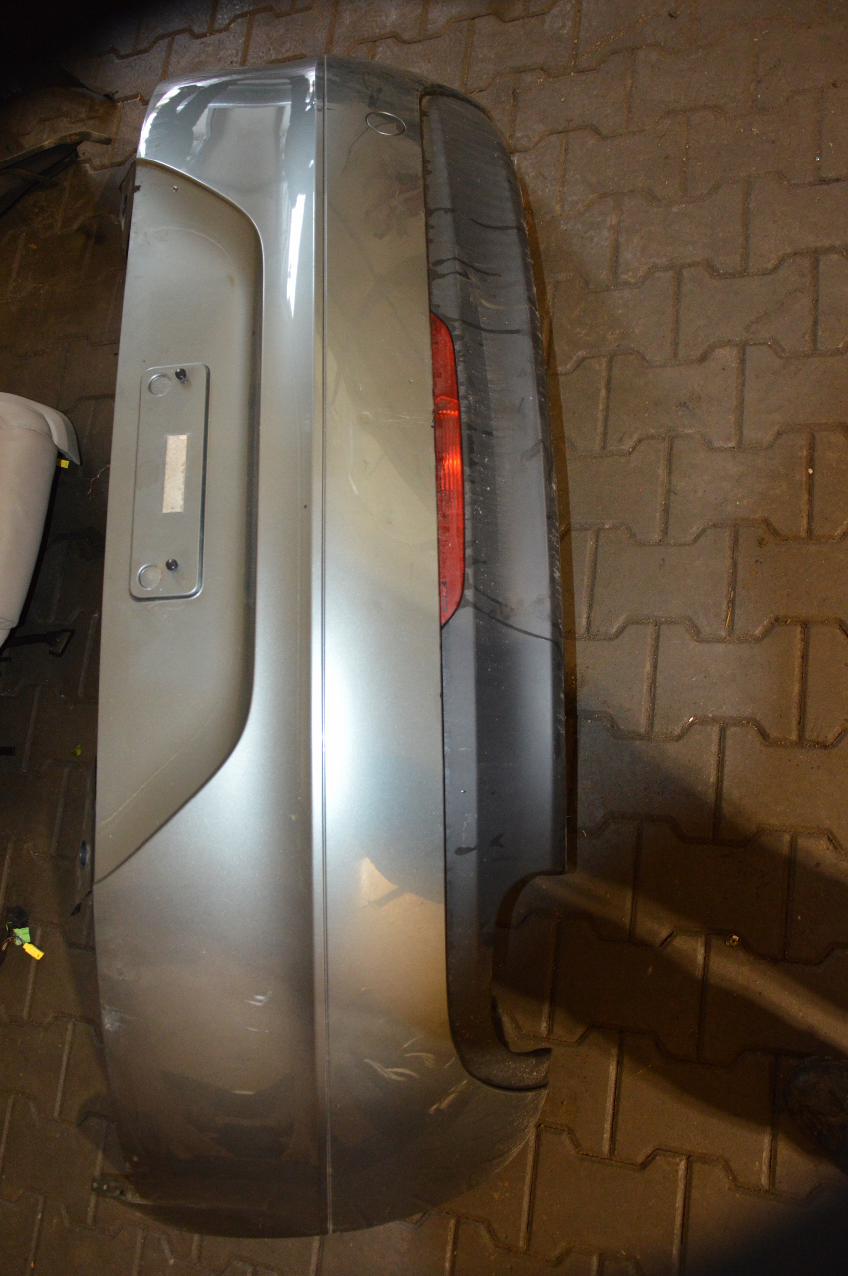 Audi TTj бампер зад. Ly7e