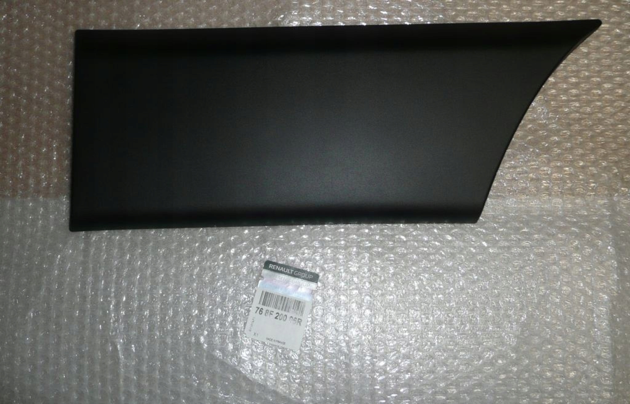 Boční Lišta R Master III Střed Levá 768F20006R