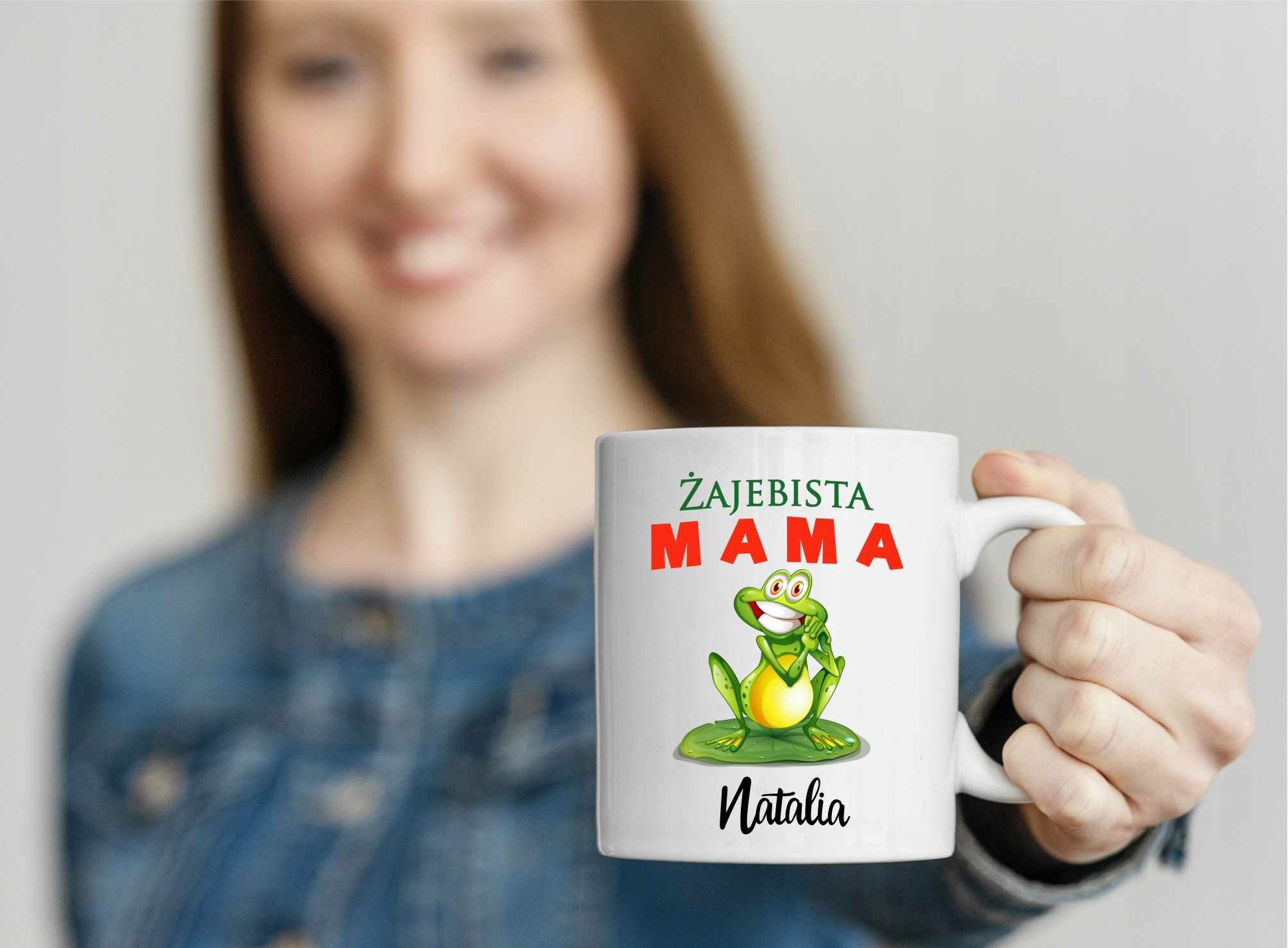 PODUSZKA + KUBEK dla MAMY Żajebista Mama + IMIĘ Mamy EAN (GTIN) 5905947115440