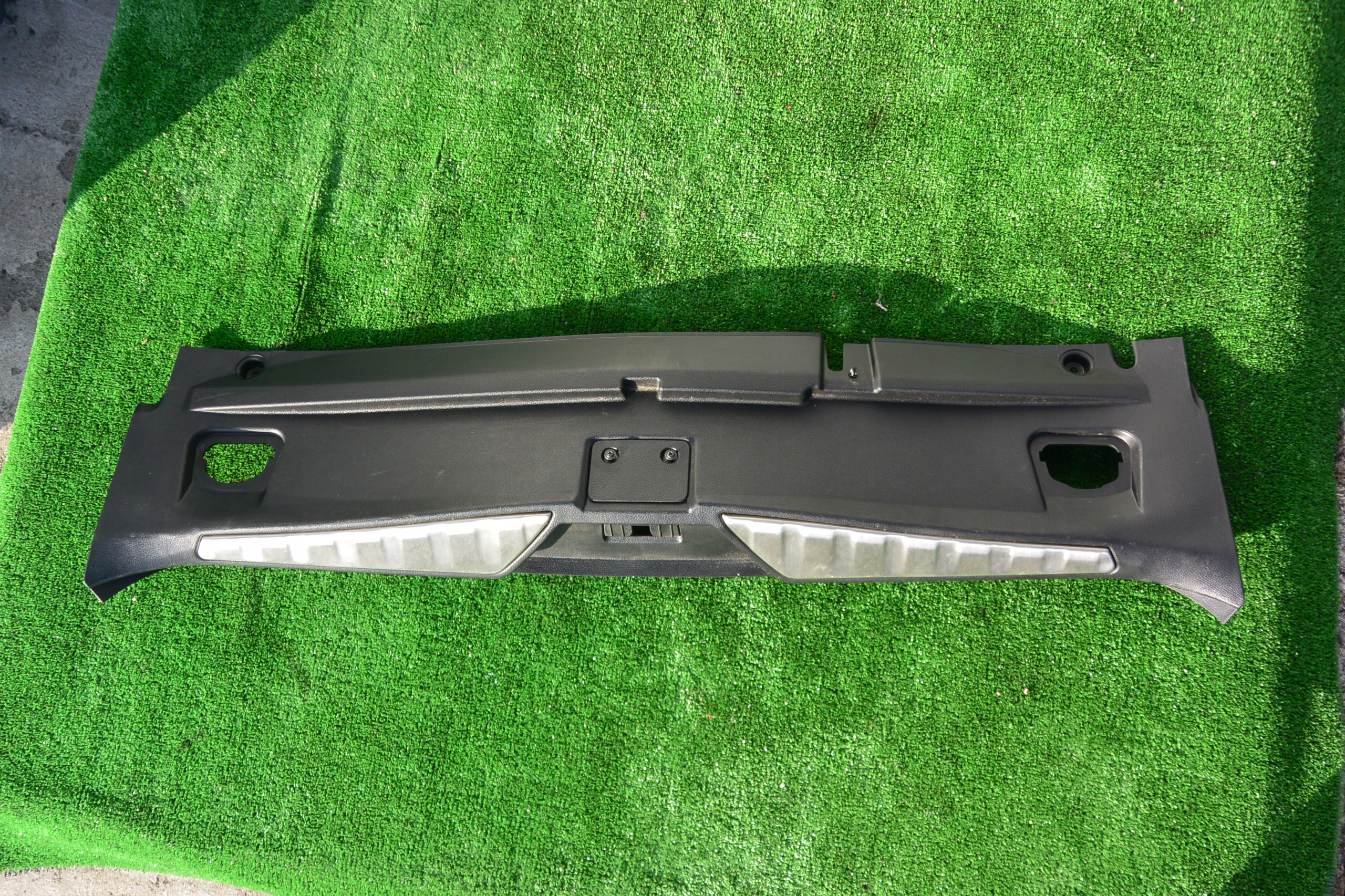 OSŁONA PASA PLASTIK TYŁ MASERATI QUATTROPORTE VI