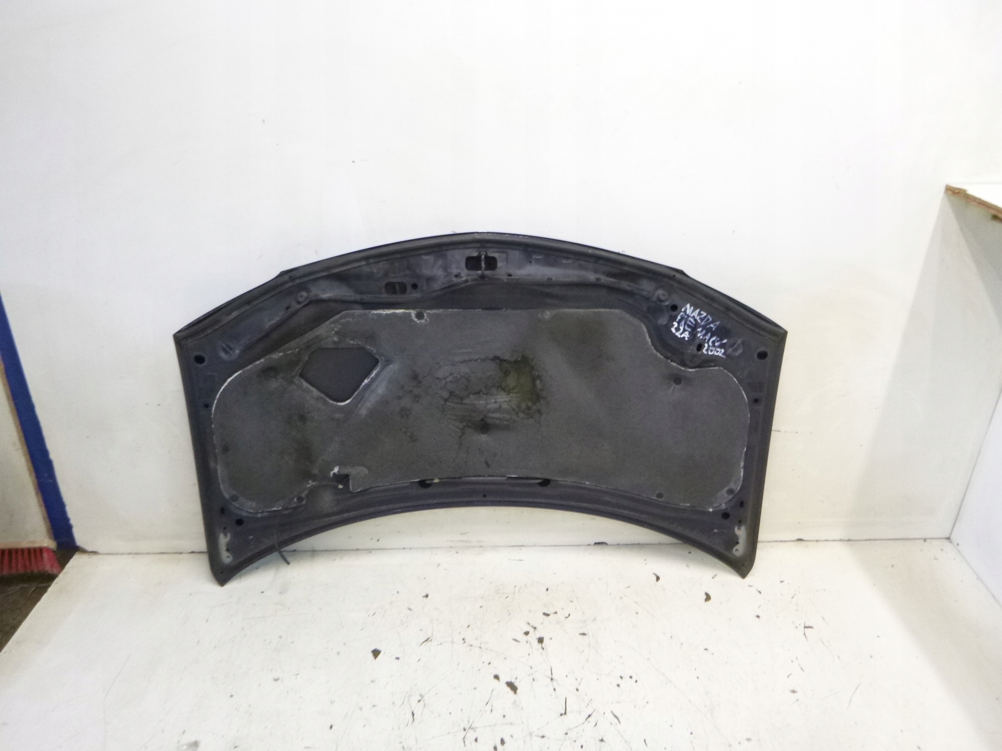 bonnet Mazda Premacy 22A 2002 r.