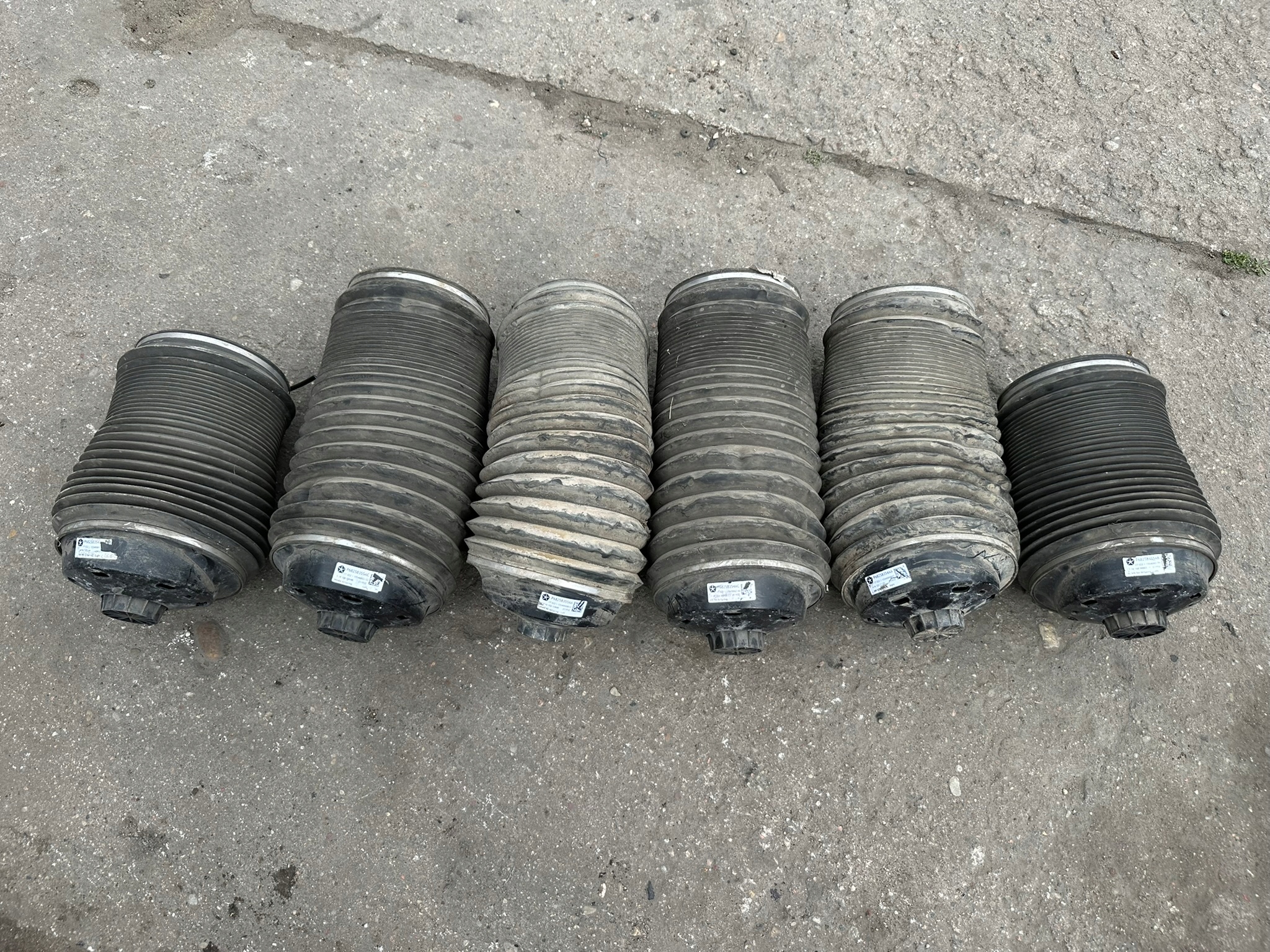 JEEP GRAND CHEROKEE WK2 LIFT PODUSZKA MIECH NIVO za 80.00PLN z Poznań ...