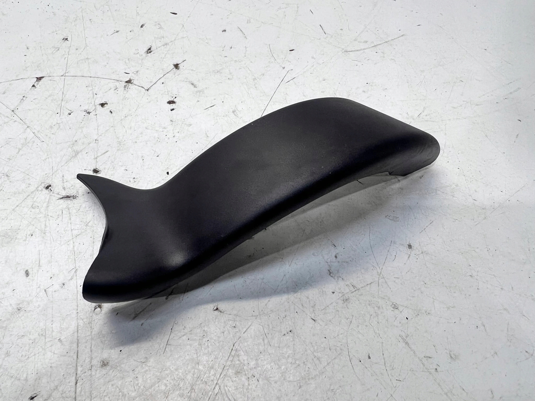 Blende Abdeckung Scharnier links heck AUDI A6 C6 AVANT 4F9827279