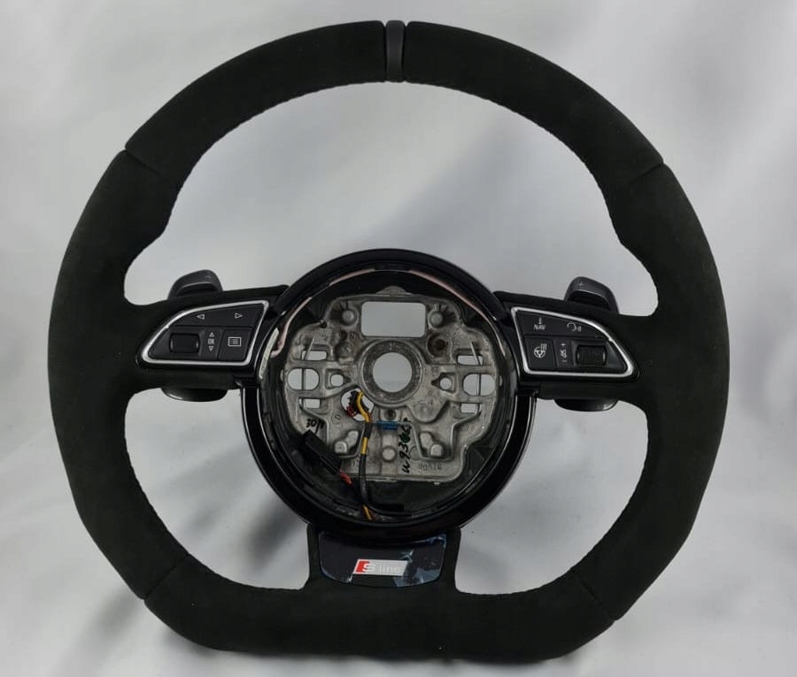 KIEROWNICA AUDI GRZANA A6 c7 a7 a8 d4 ŚCIĘTA