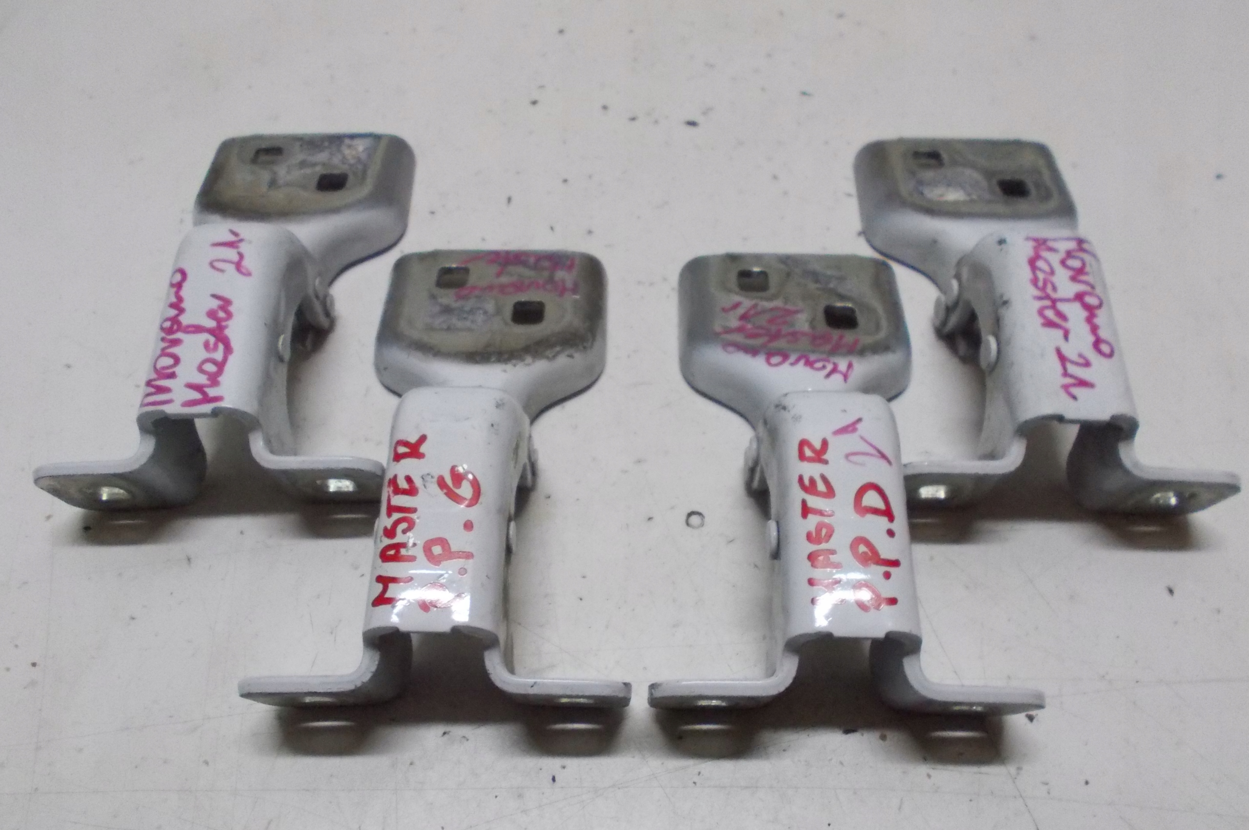 RENAULT MASTER III LIFT hinge door front left right 804000006R