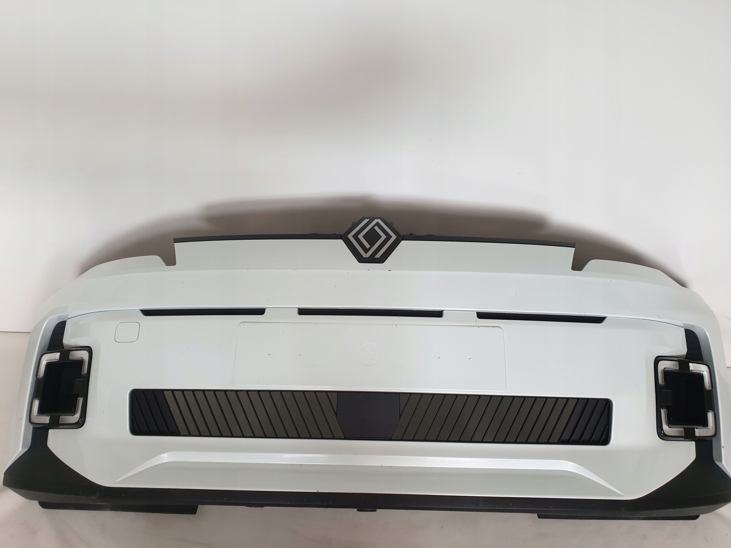 RENAULT 5 V E-TECH 24-> bumper front front RADAR LED cover 62010M626R