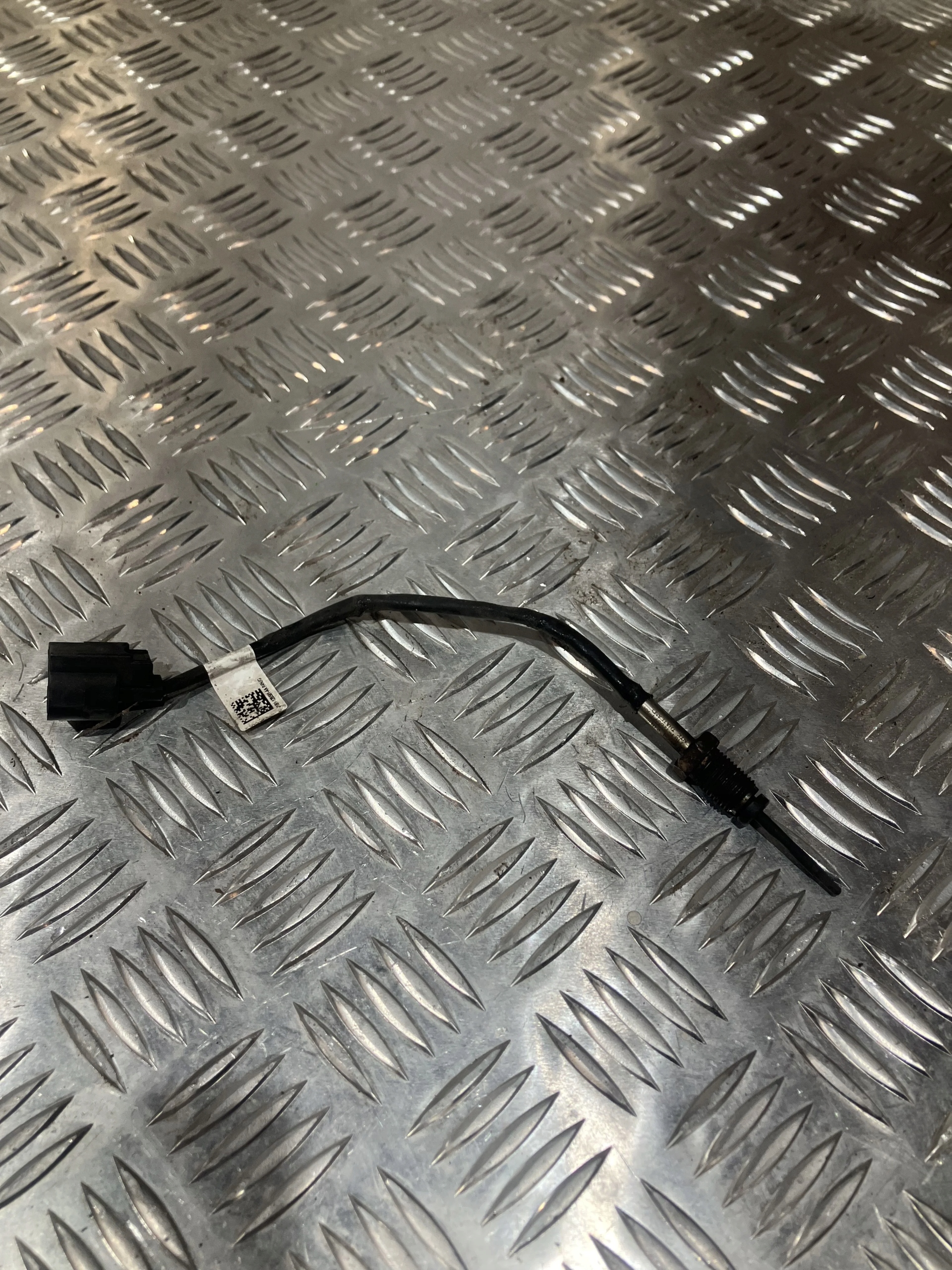 CZUJNIK TEMPERATURY SPALIN MODUŁ FIESTA MK8 17- 1.0