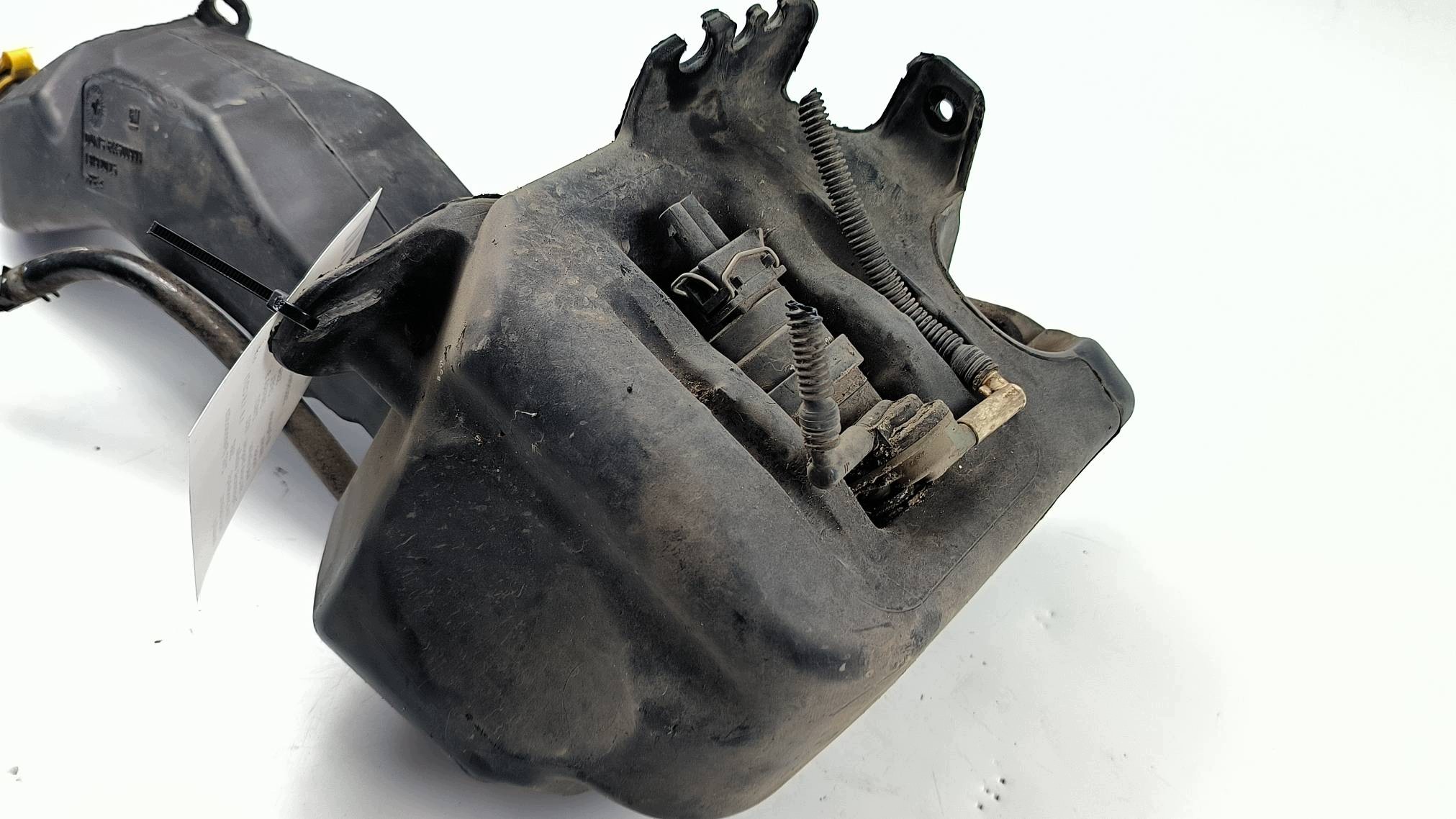 washer fluid tank 1.9 CDTI OPEL ZAFIRA B