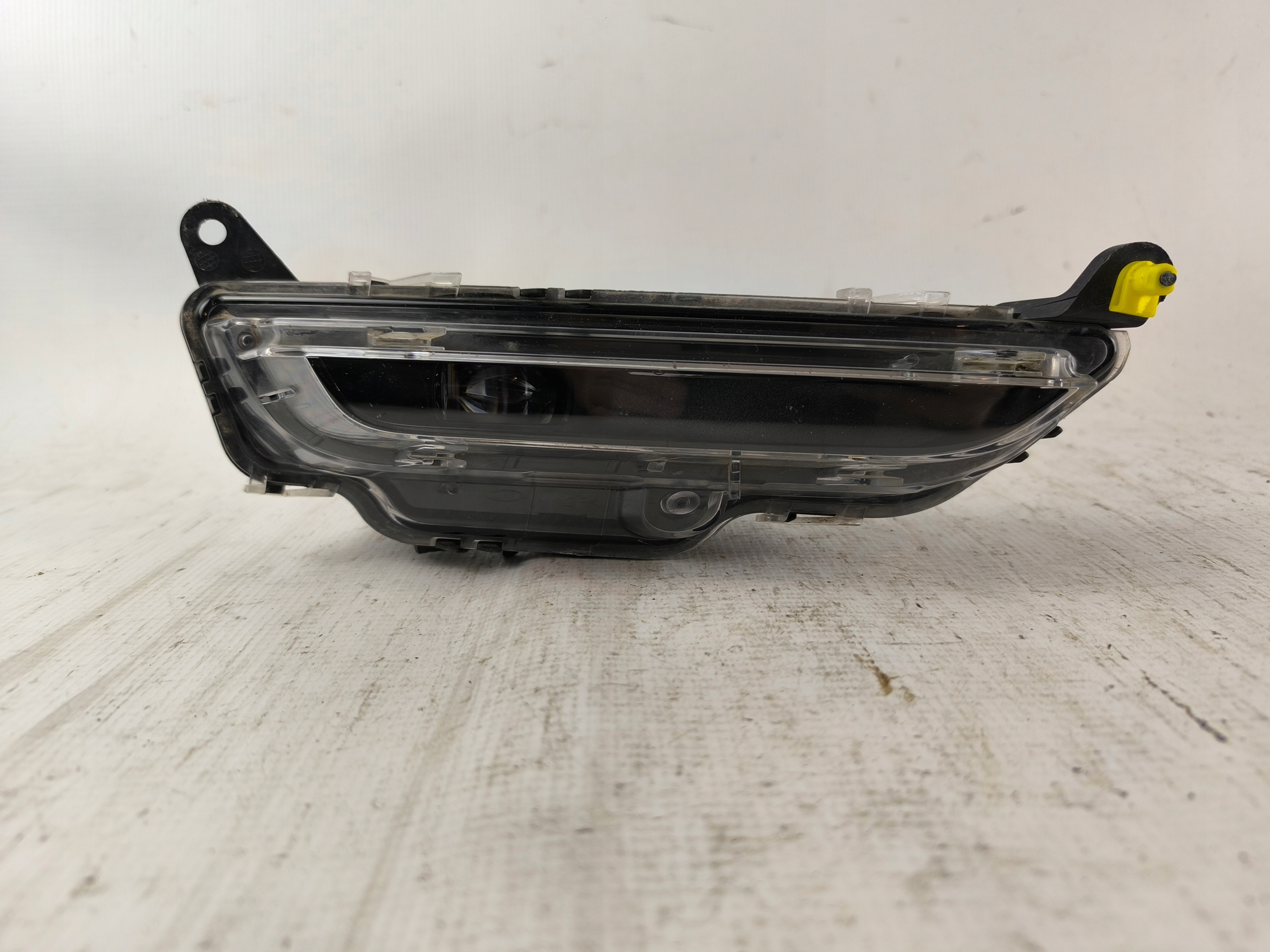 ГАЛОГЕН передняя правая LAND Range Rover Evoque led K8D215200BB