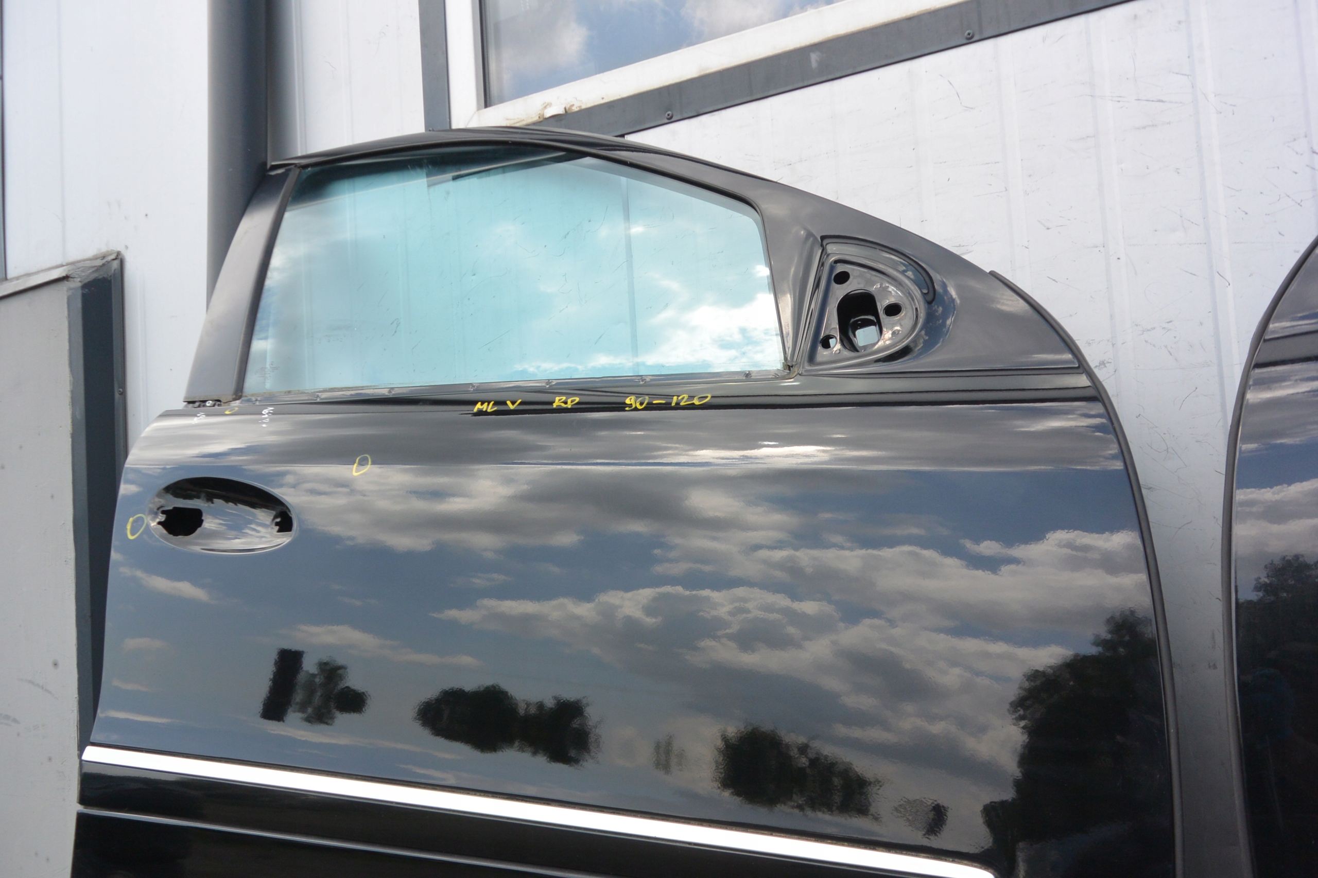 MERCEDES ML GL 164 door front left right 197 colour