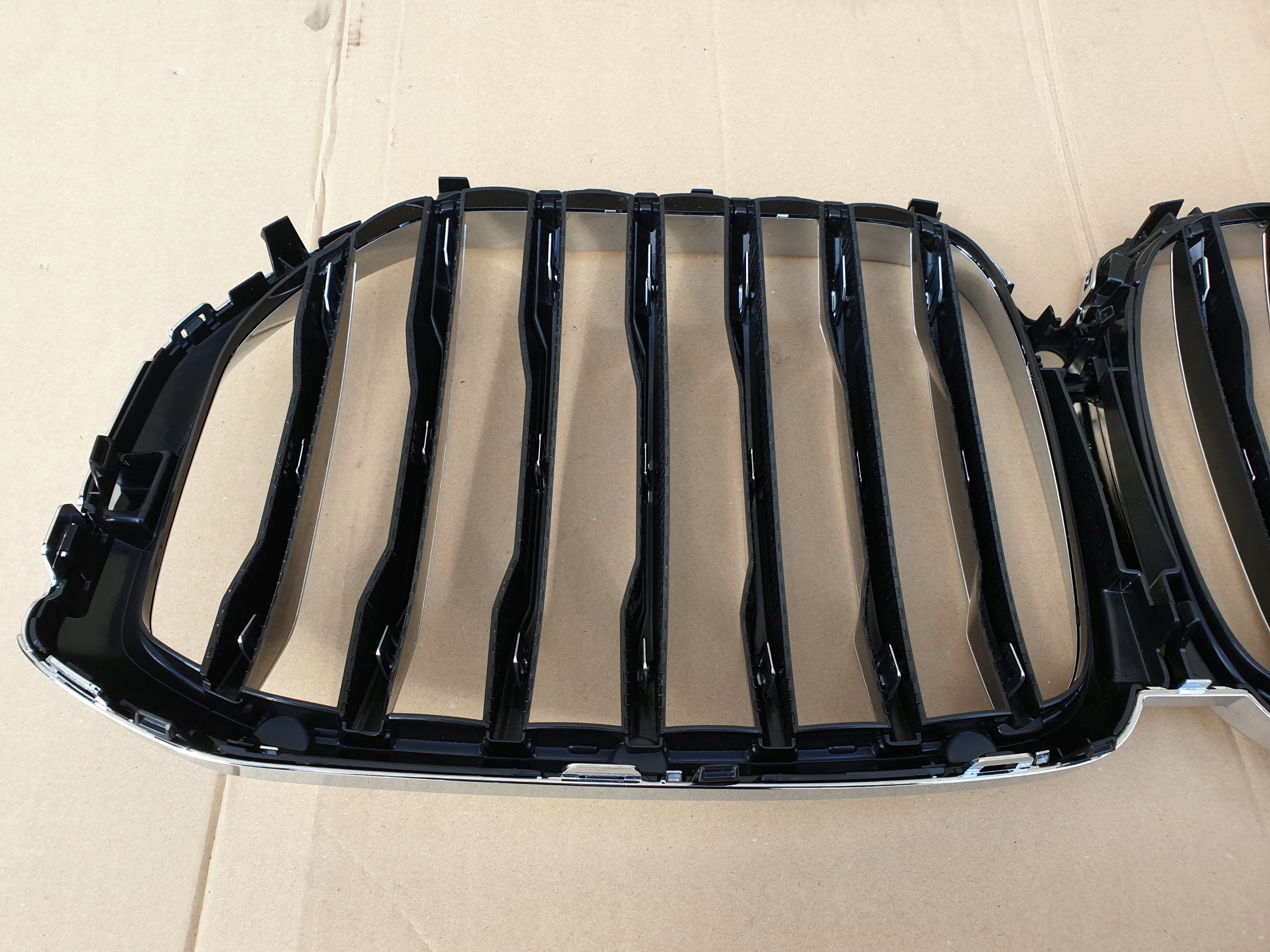 BMW X5 G05 Kühlergrill FRONTGRILL Kühlergitter 9745489 - Thumbnail 4