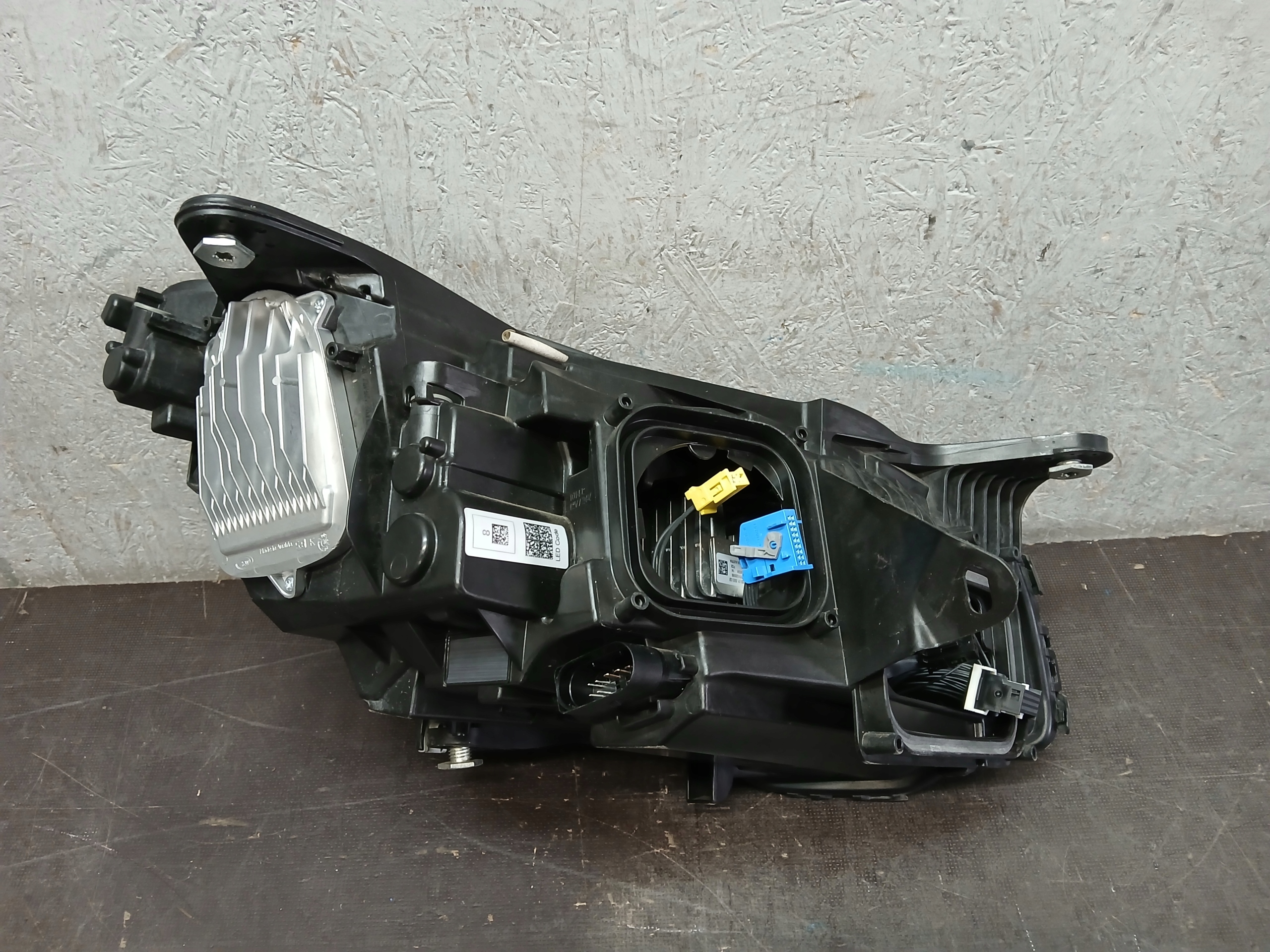 light front left MERCEDES SLK W172 FULL LED ILS A1729063501