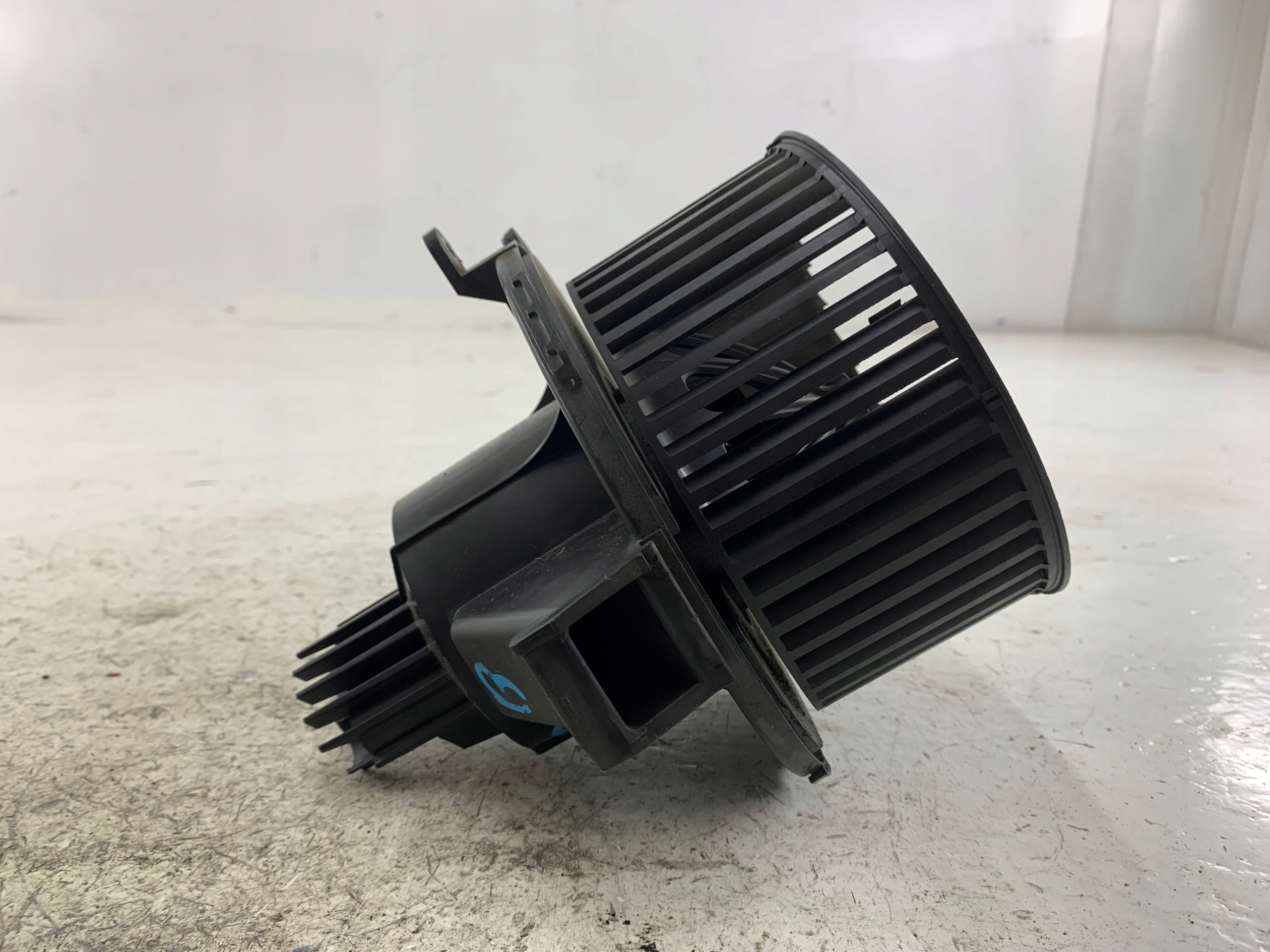 OPEL ZAFIRA B heating air conditioning devices D8087