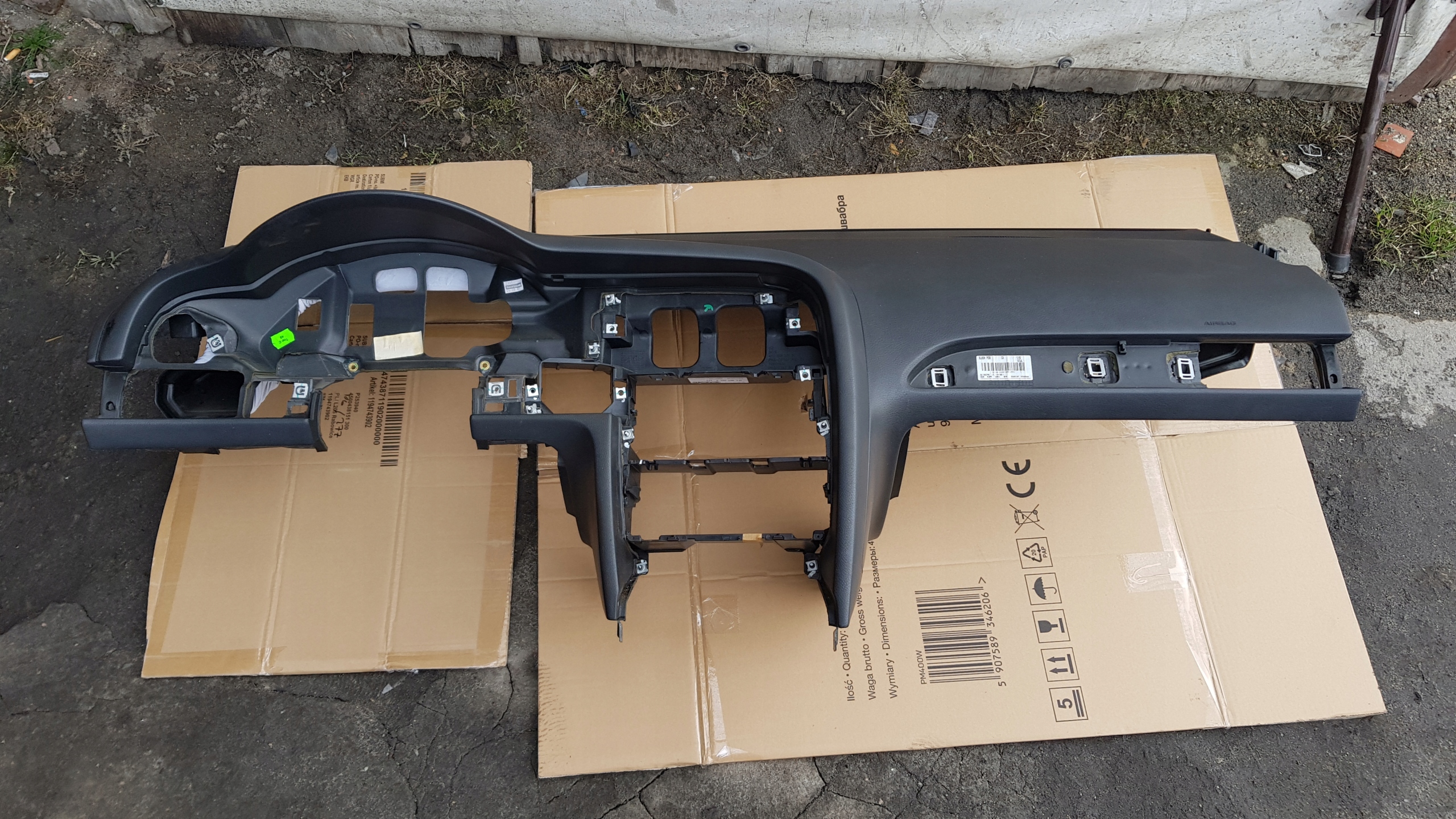 AUDI A6 C6 kokpit armatura EU