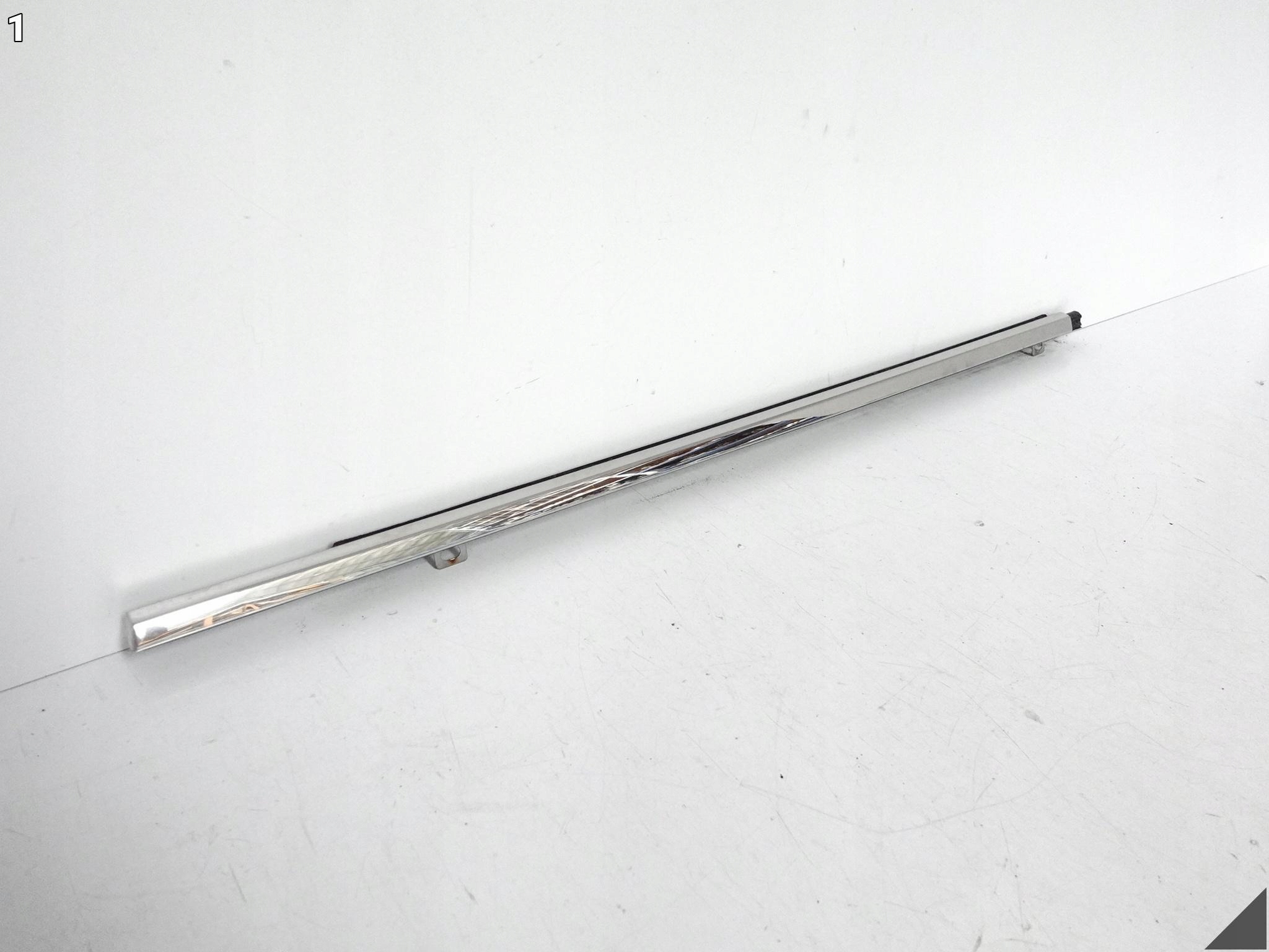 BENTLEY CONTINENTAL FLYING SPUR 3W5 06-12 moulding dust rear part left
