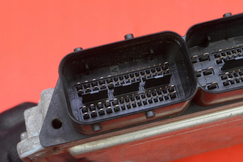 control unit computer of the engine 06F906056AM VW PASSAT B6 2.0 FSI 150 KM 05-10