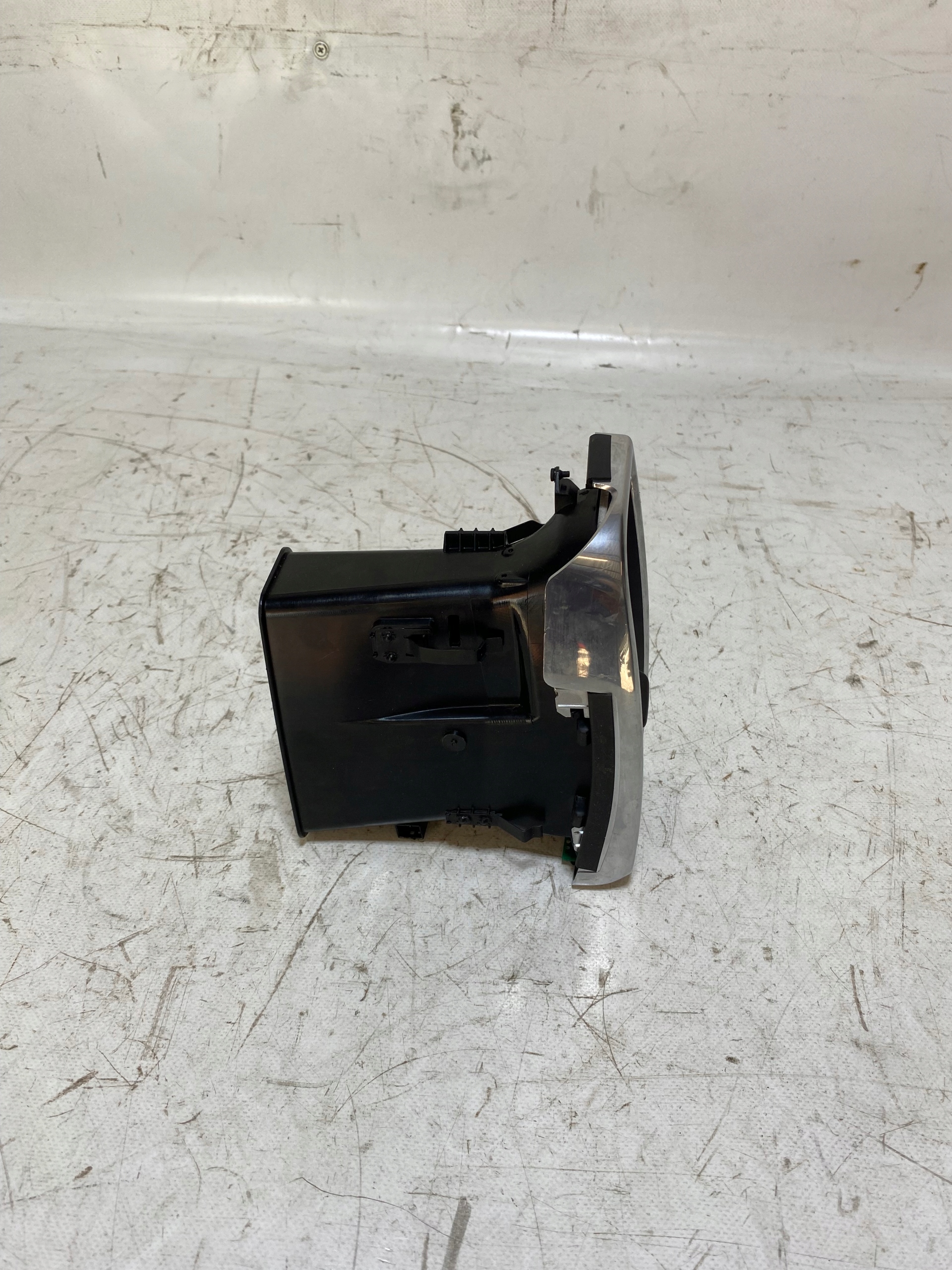 PORSCHE PANAMERA 970 grid air conditioning devices right front 97055214203