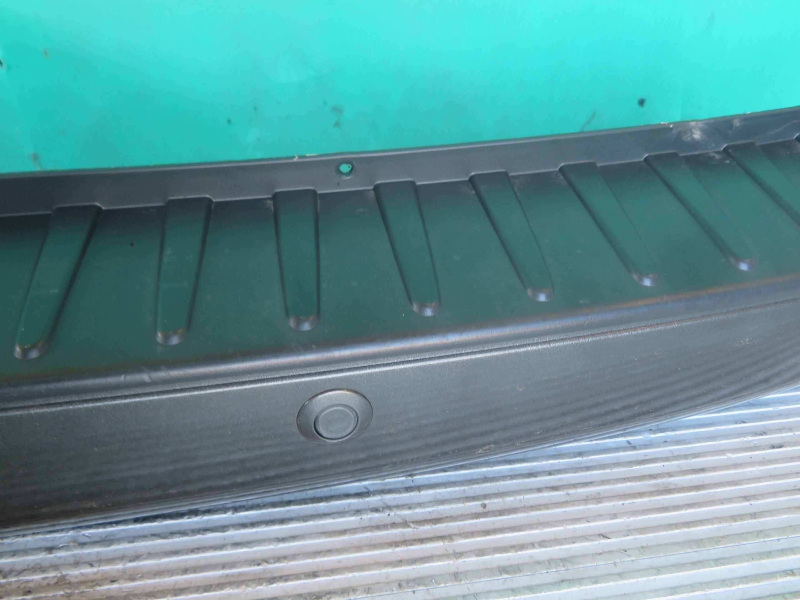 bumper moulding rear part Z PDC FORD TRANSIT CUSTOM 16R BK21-17E962-A