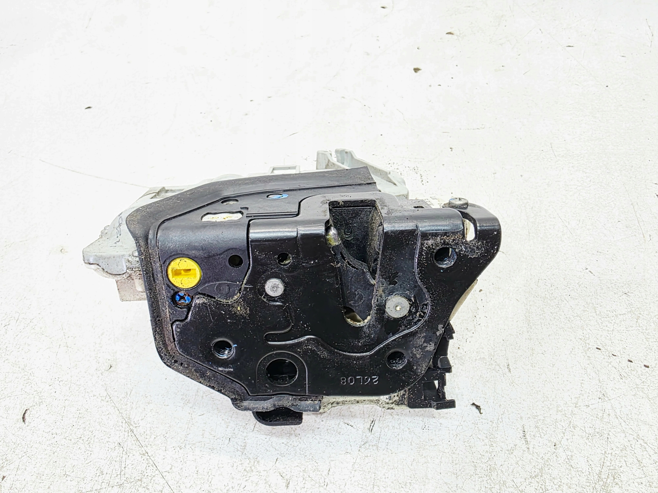 lock door left front AUDI A4 B8 A5 8T Q5 8R 8J2837015A 8 PIN