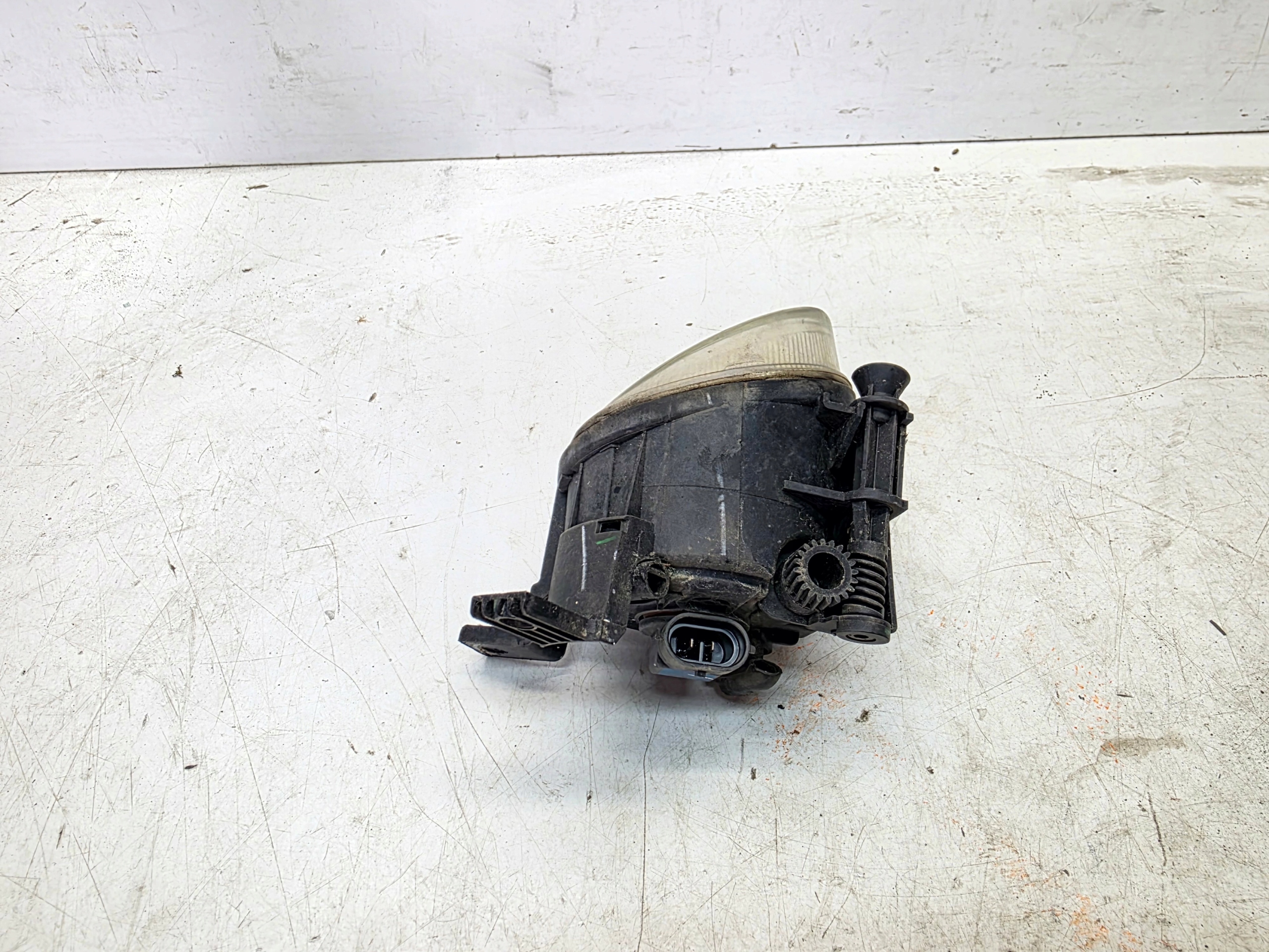 fog light light fog lights right front AUDI A3 8P A4 B7 8E0941700C