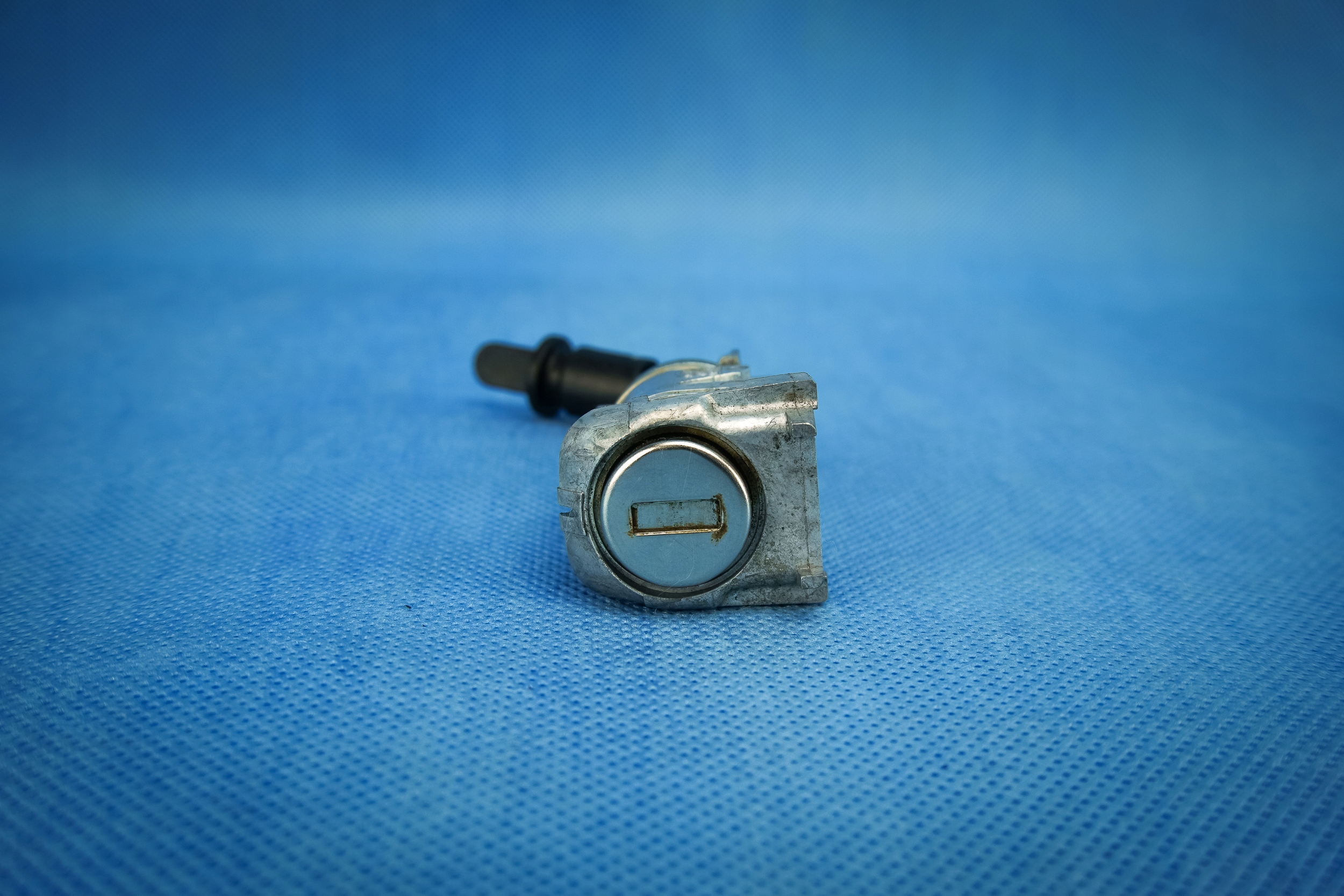 Insert de la serrure Chauffeurs Audi A8 S8 4H 4H1837167A
