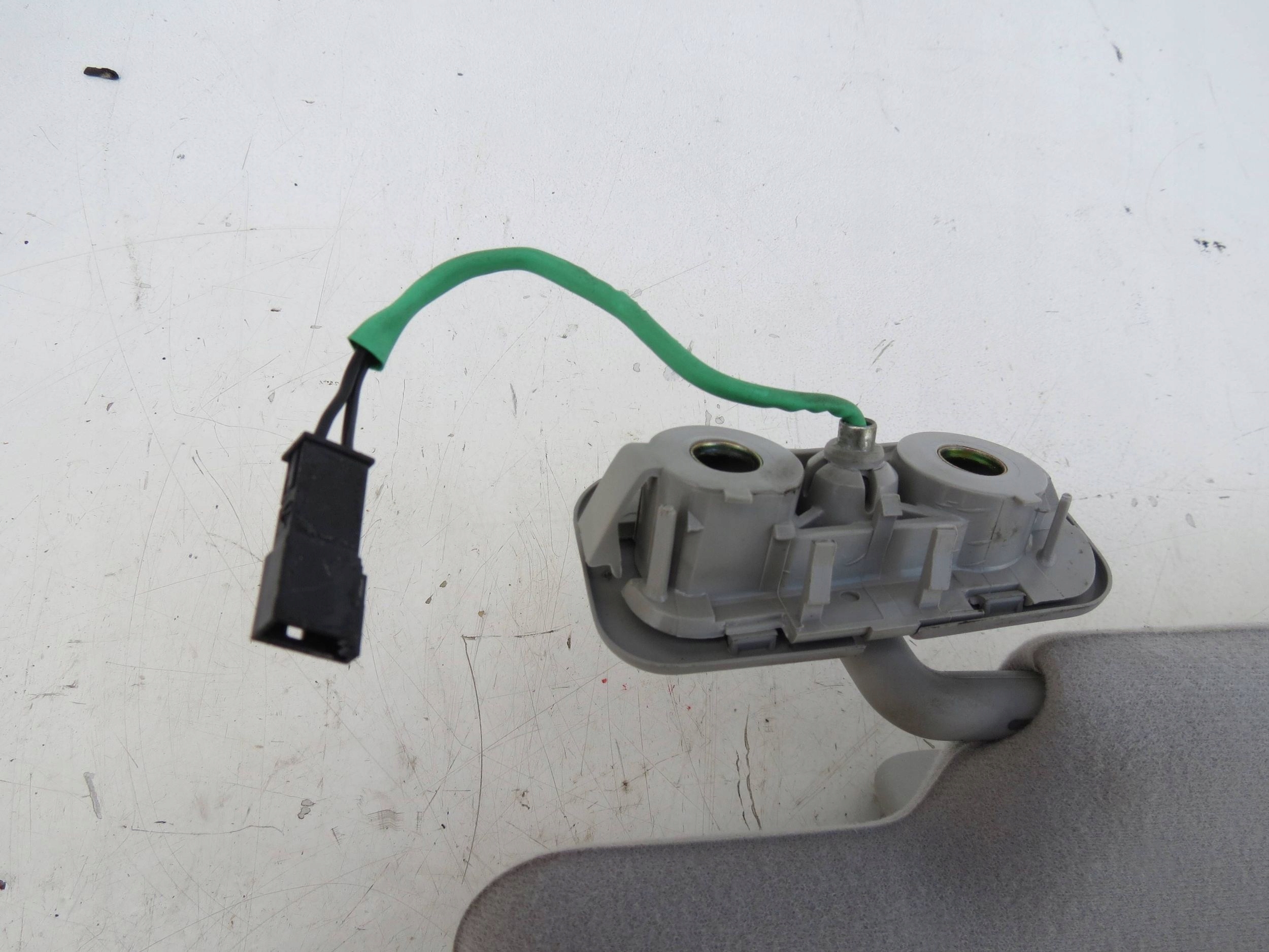 cover visor right VOLVO XC70 II CROSS AWD 2.4D 185KM 2000-2007r