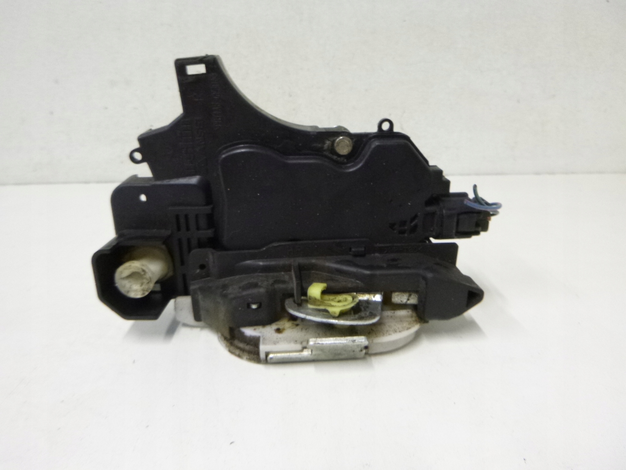 lock door front right Mitsubishi Colt VI 07r.