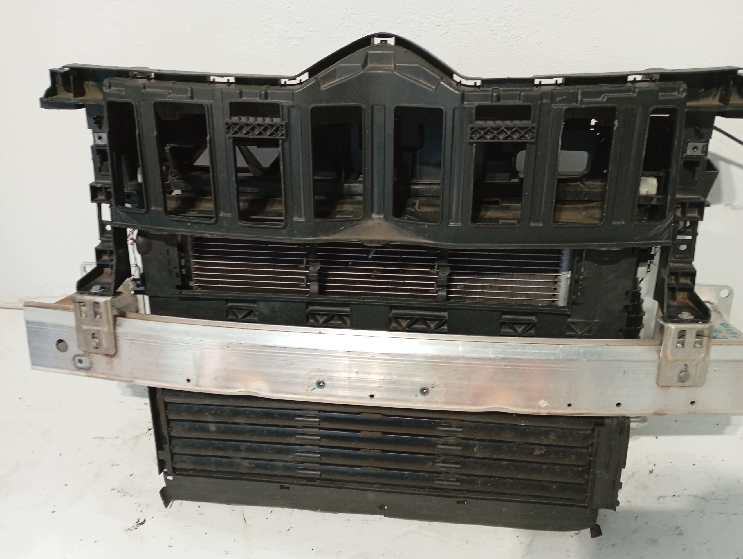support panel for radiators radiator CITROEN C5 AIRCROSS 1,6HYB