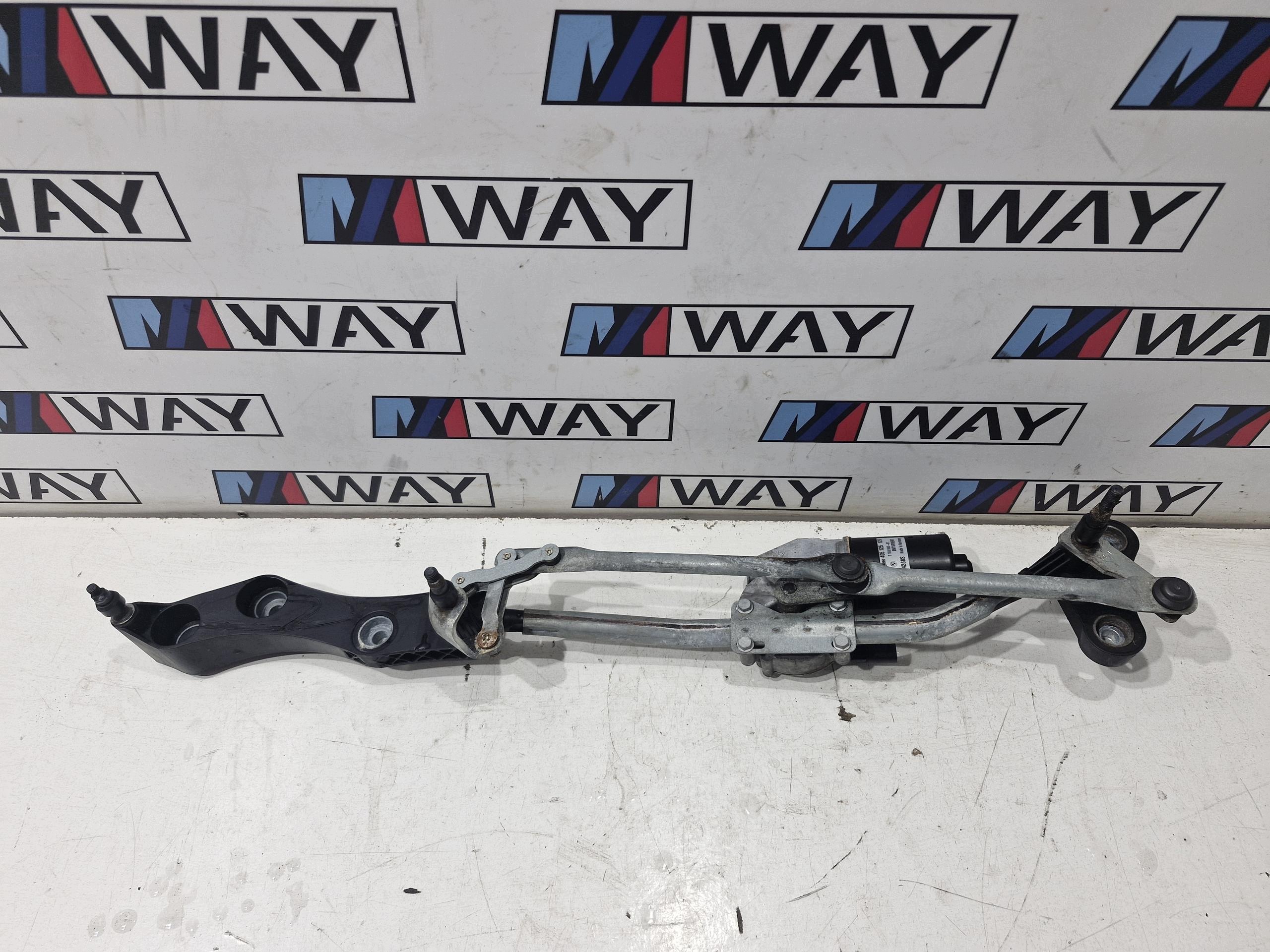 7194029 BMW E60 E61 E63 E64 Wischergestänge Motor vorne