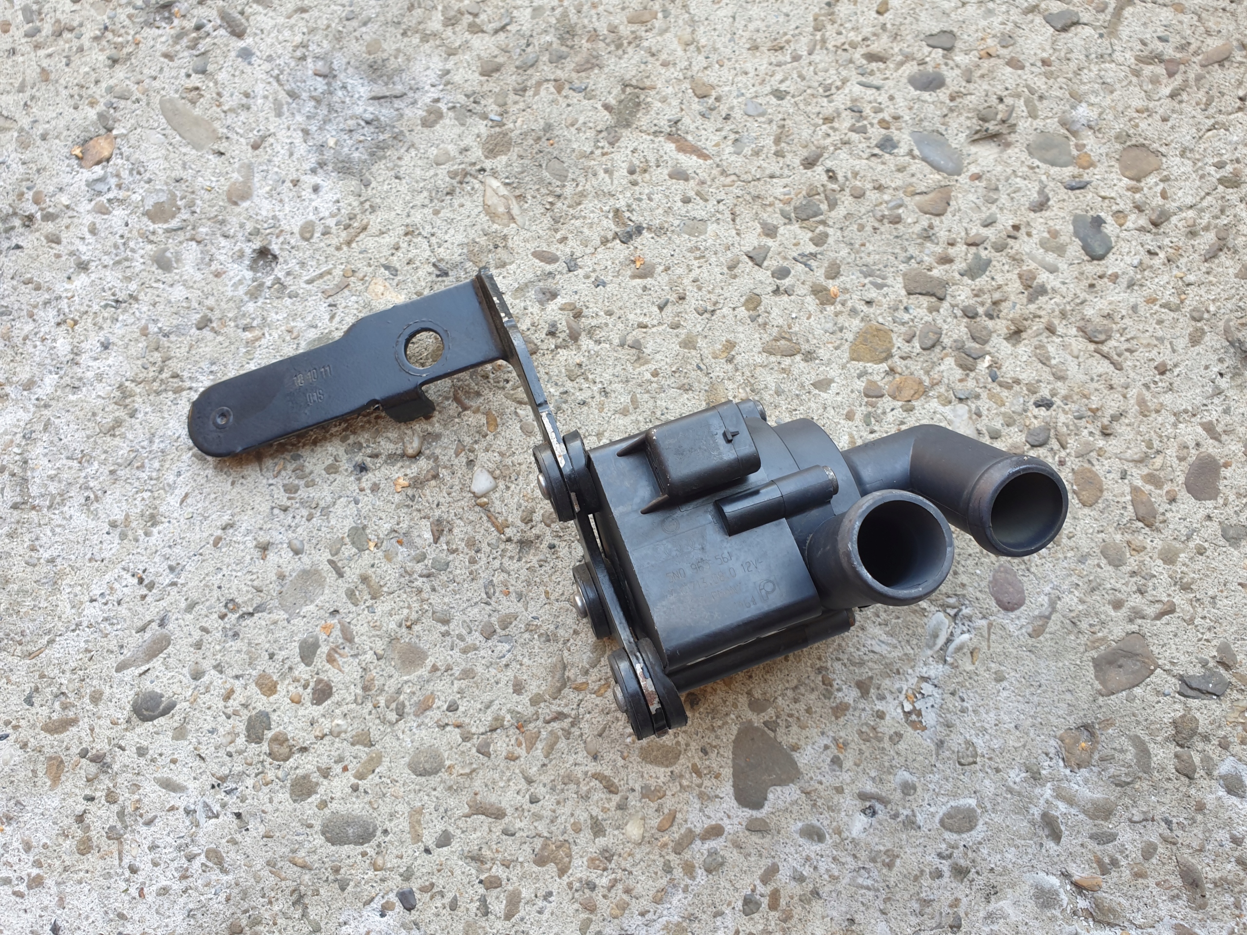 pumpa vode pumpa VW SEAT SKODA 5N0965561