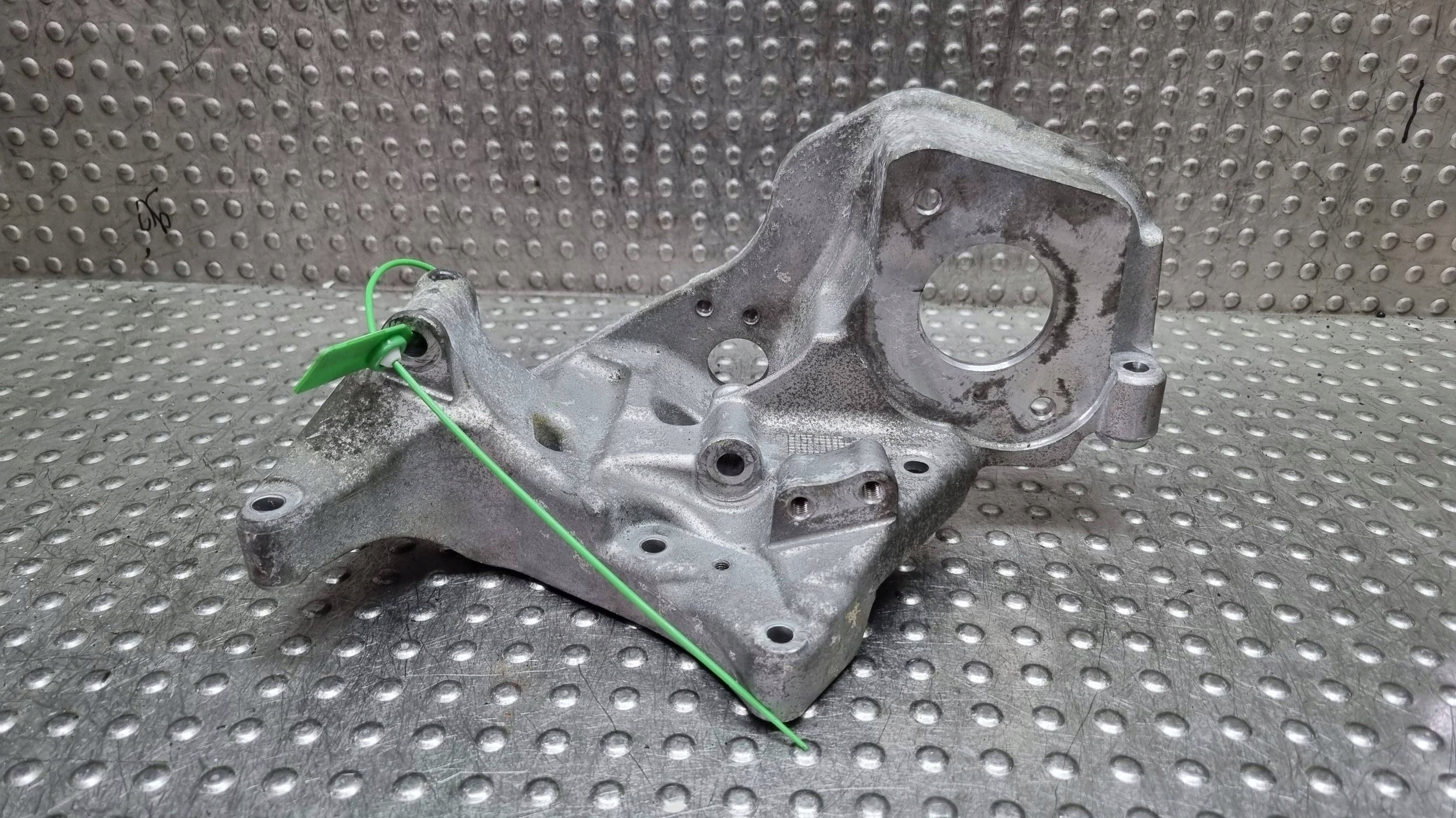 holder engine mount 31401103 VOLVO V40 II S60 II XC60 II XC90 II 2.0D