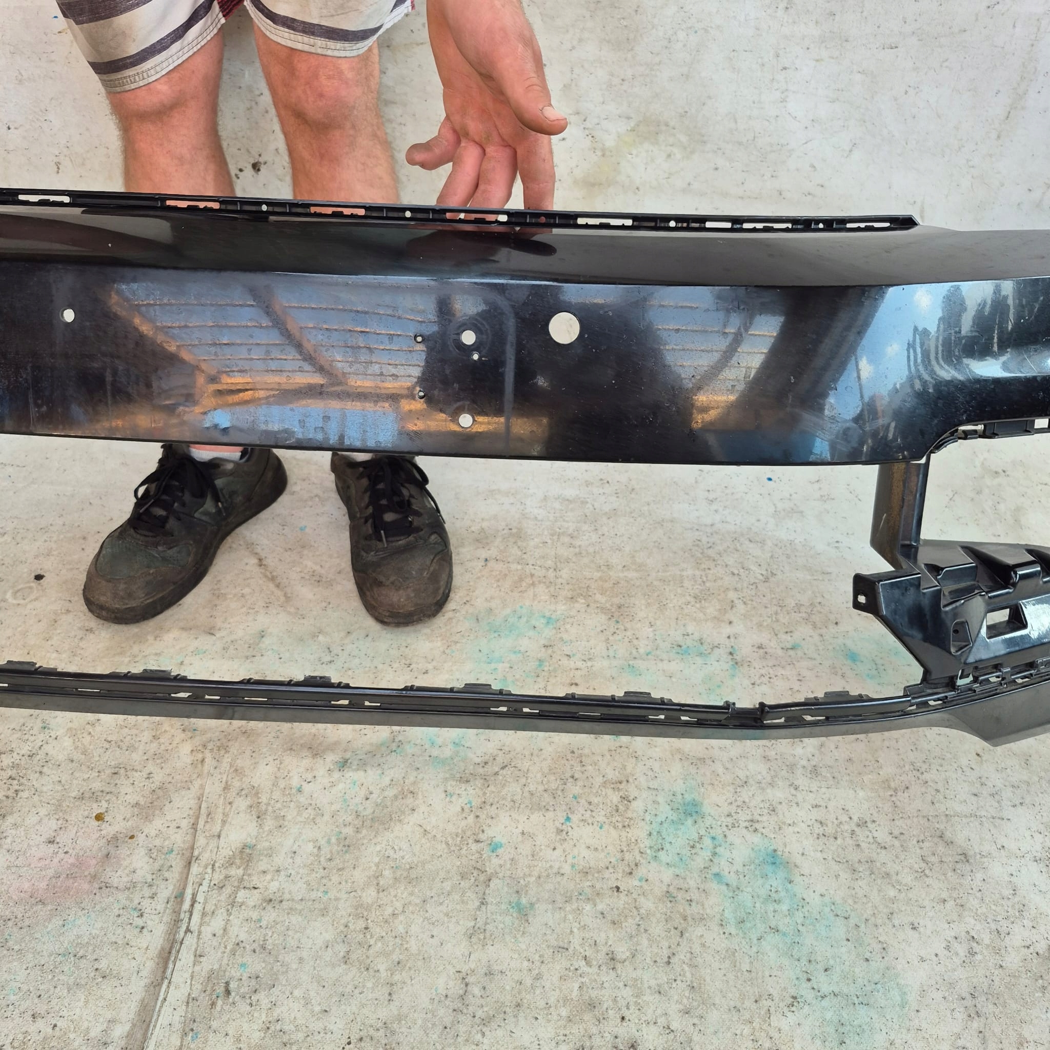 VW PASSAT B8 R-LINE 14-19 BUMPER FRONT FRONT PDC 3G0807221D CALY