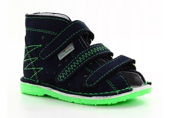 Danielki kapcie profilaktyczne TA215 r 33 granat Z Kod producenta TA215