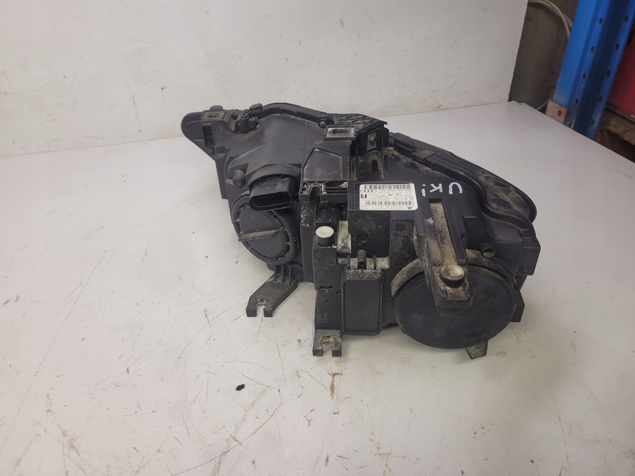 REFLEKTOR right front AUDI A4 B8 LIFT 8K0941004AC