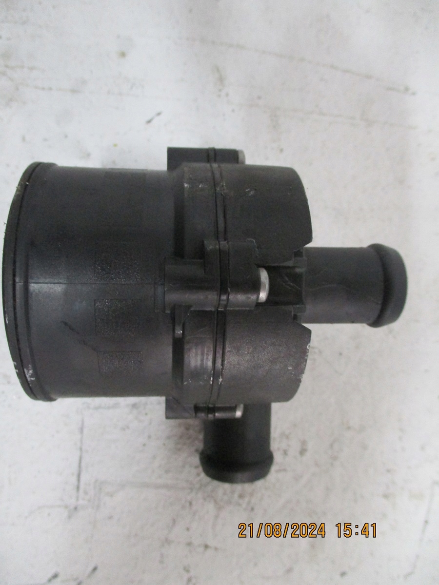 water pump supplementary RANGE ROVER DISCOVERY SPORT M8D2-18D474-AA