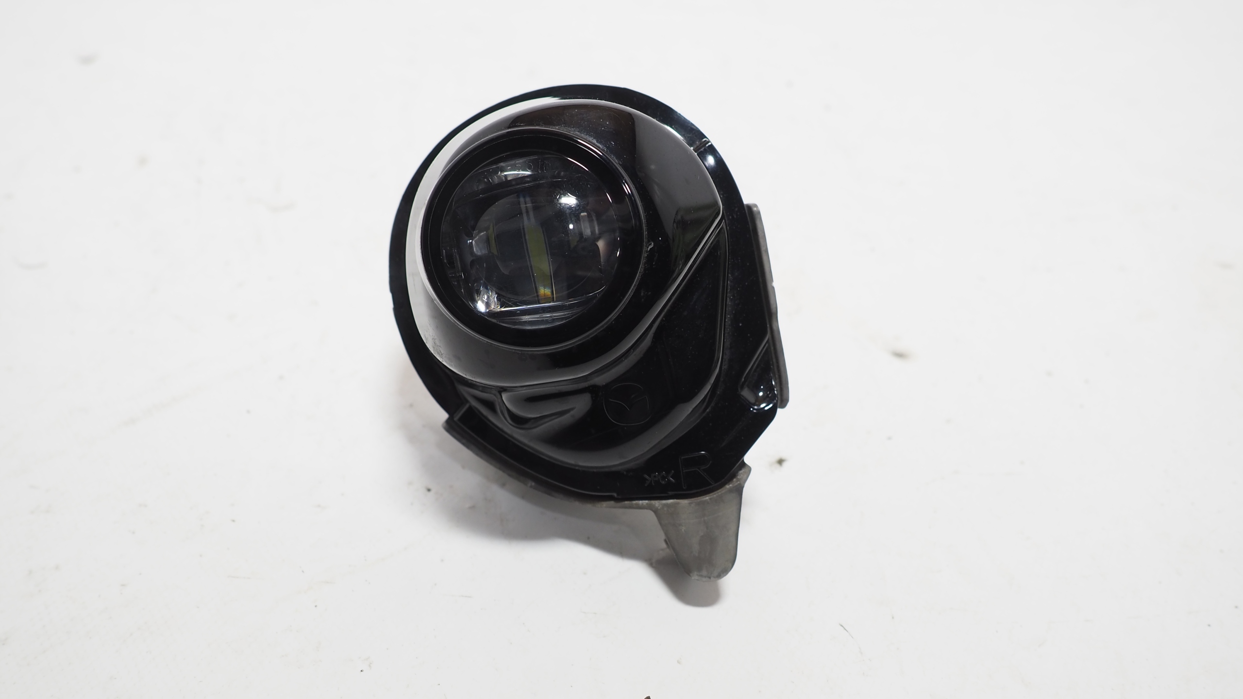 Mazda CX3 CX5 fog light LED right front 114-65101