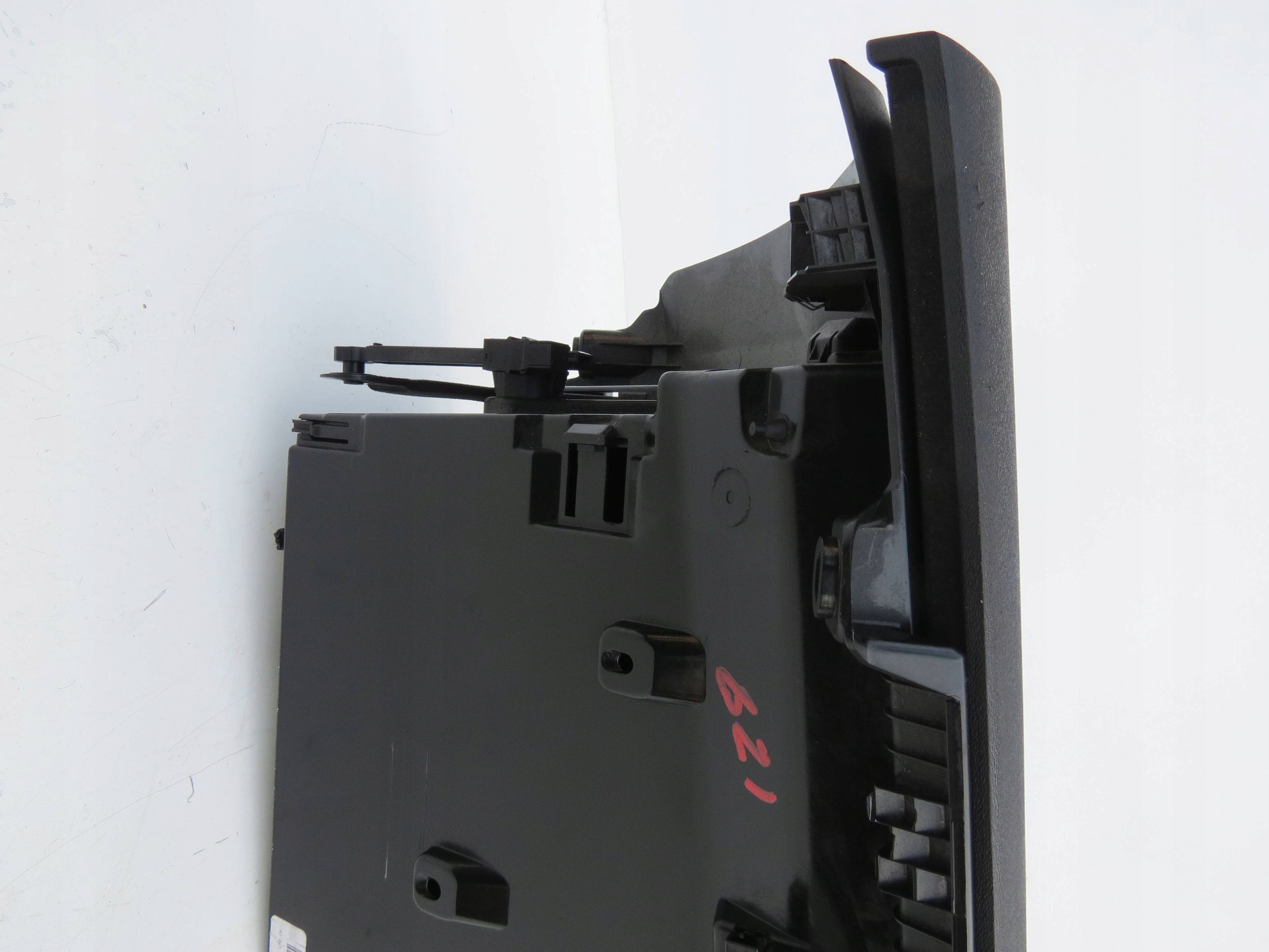 бардачок пассажира volvo S90 2.0 V90 31417445