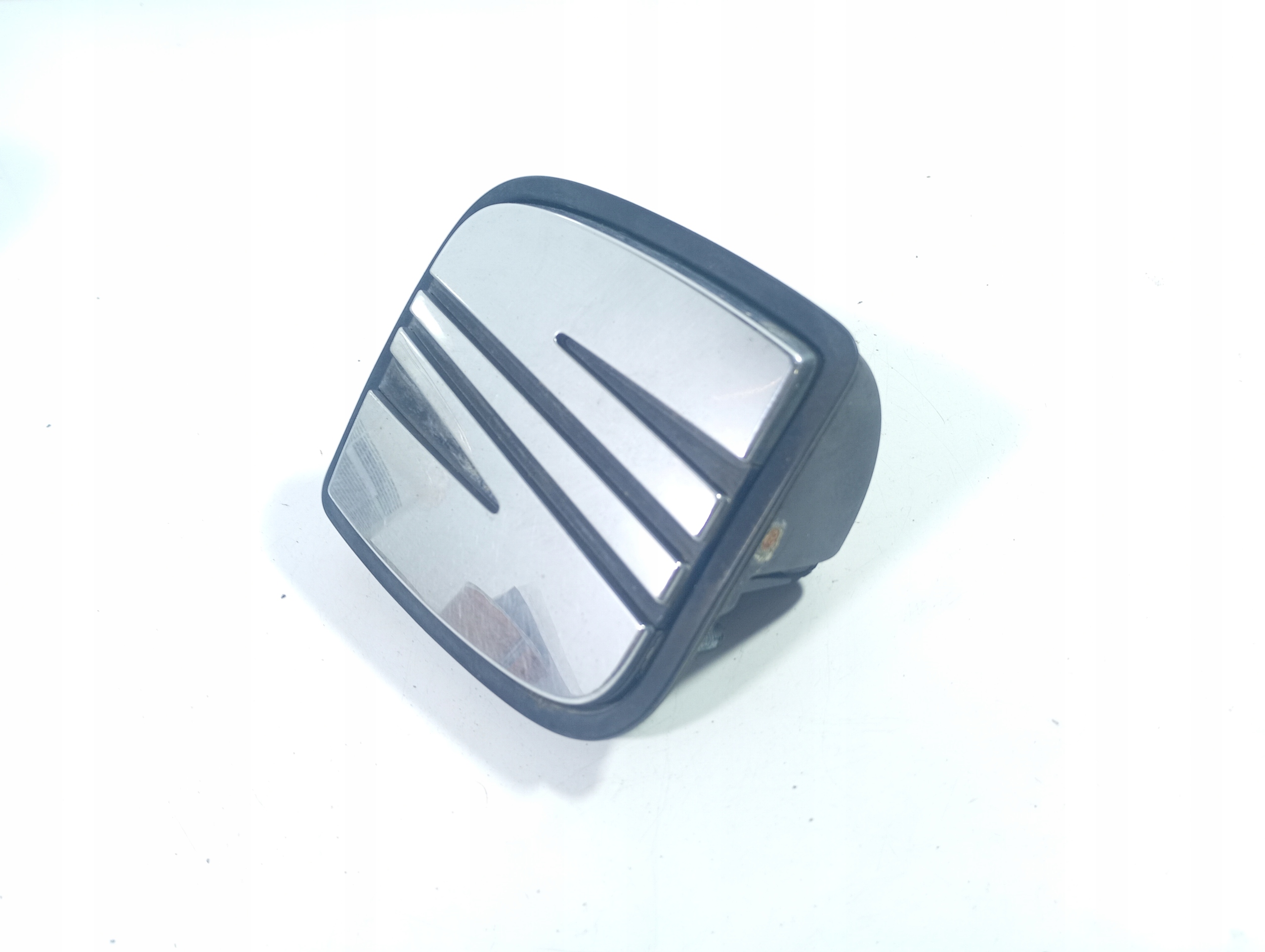 Seat Ibiza 3 III 02-08 handle bonnet boot OE 6L6827565B
