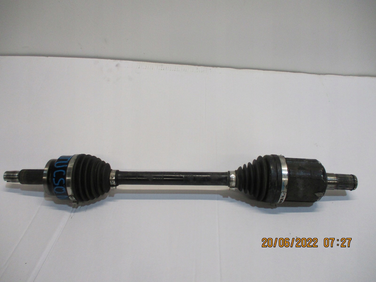 semi-axis HYUNDAI TUCSON IV 1,6HYB left