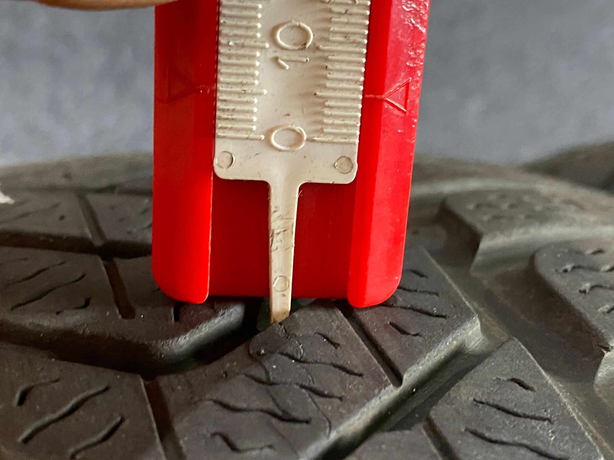 4x PIRELLI SOTTOZERO 3 WINTER 205/50R17 Rok produkcji 2016