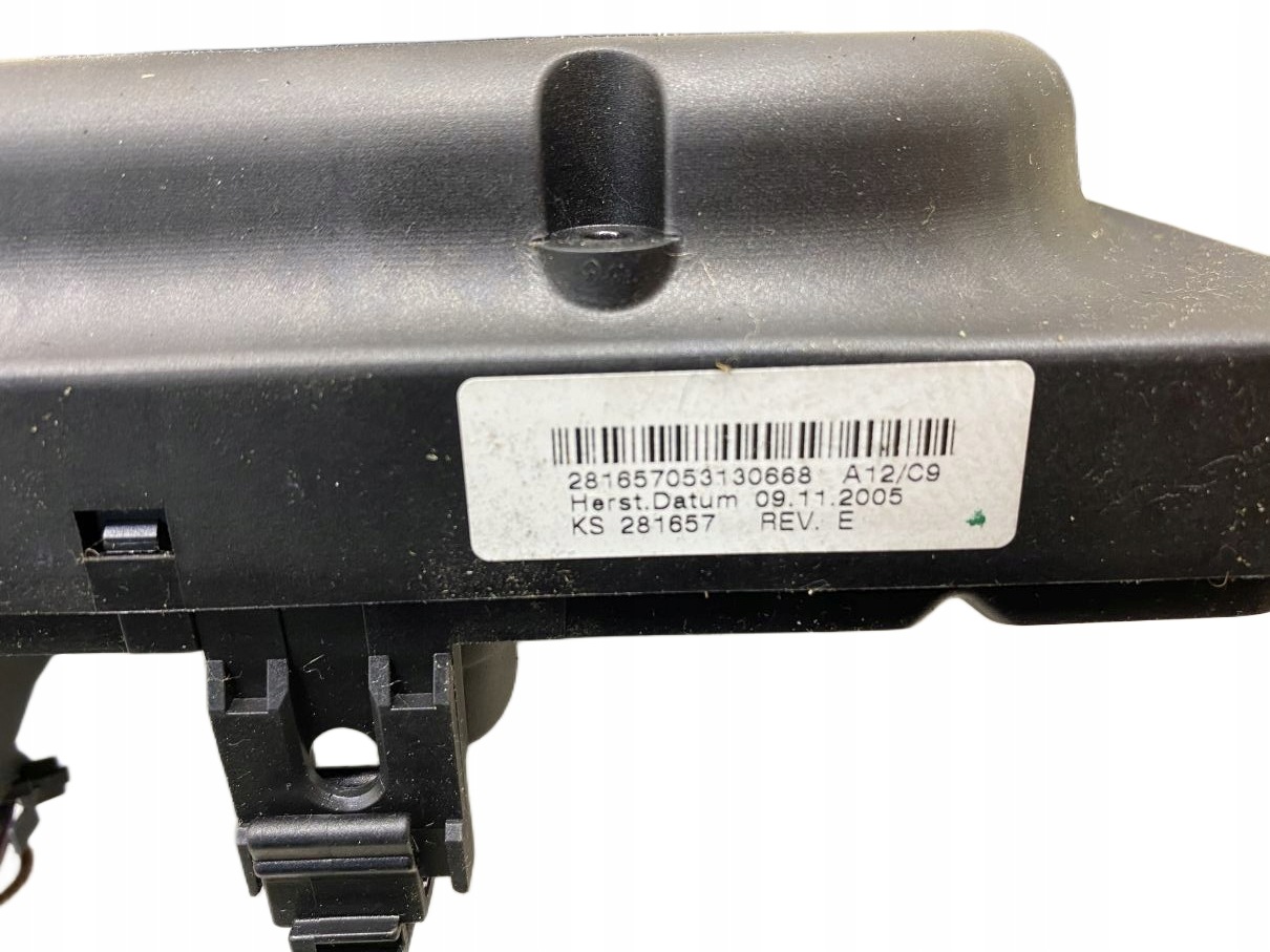 steering wheel levers and controls OPEL ZAFIRA B 13177915