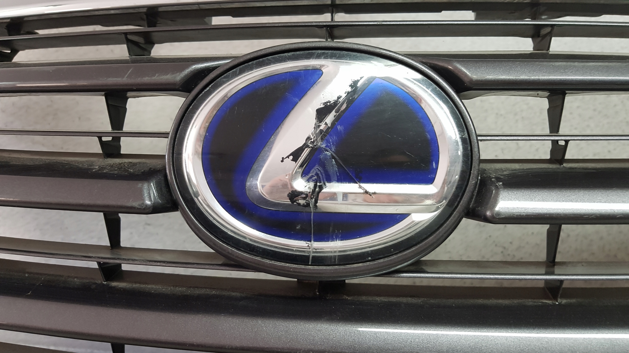 LEXUS NX 2014 - bumper front 2884