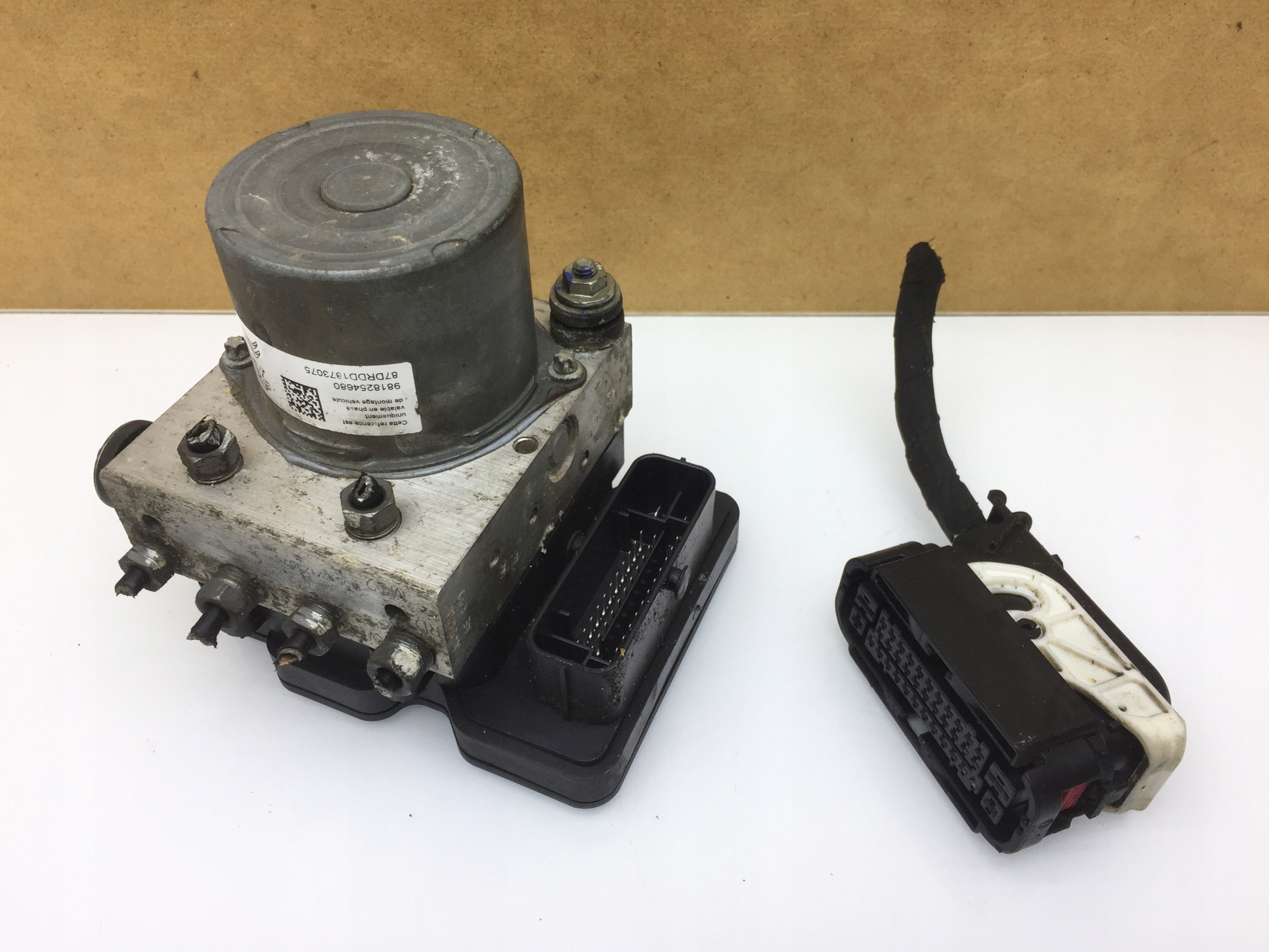 TOYOTA PROACE II III насос ABS