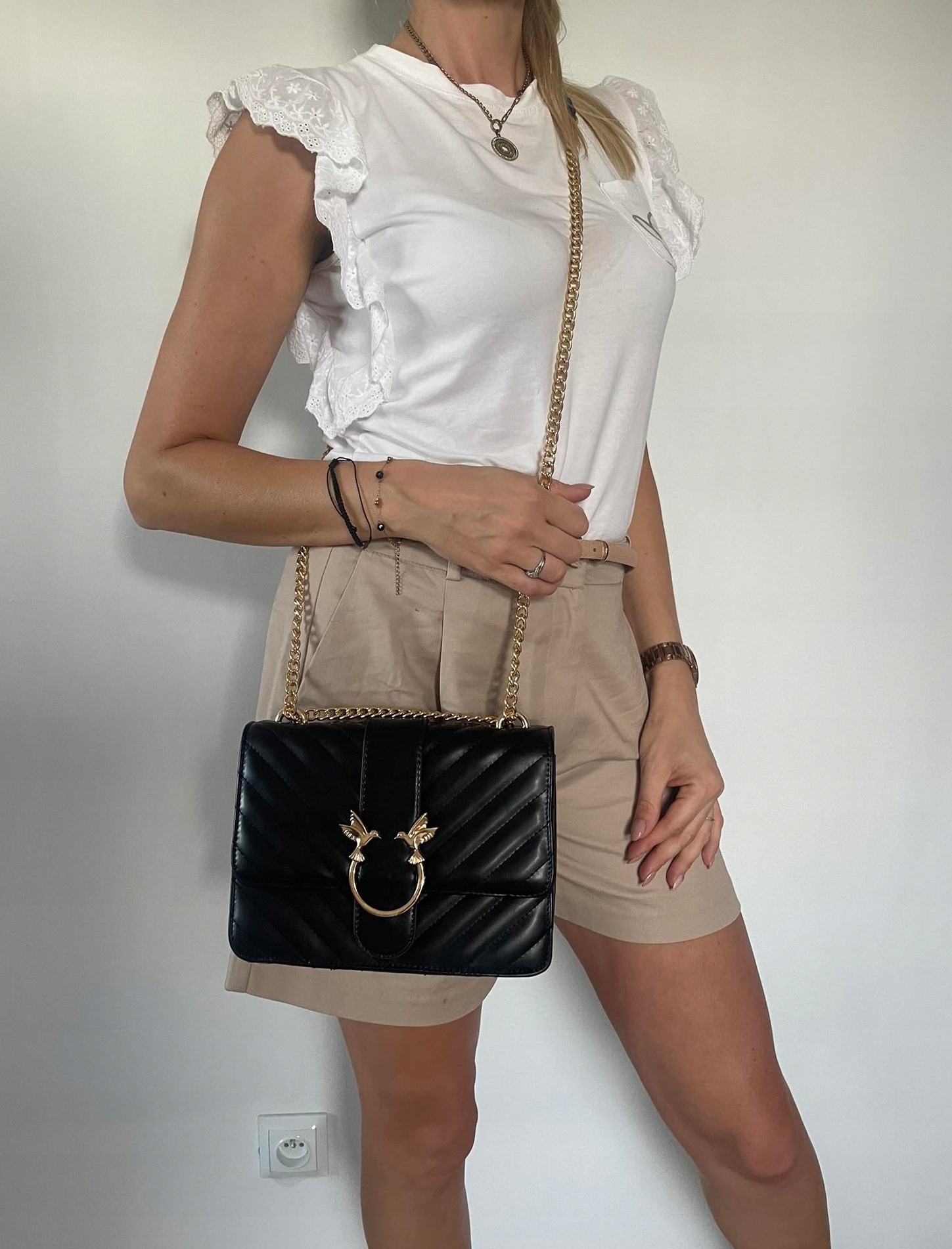 Torebka damska PIKOWANA LISTONOSZKA CHANELKA JASKÓŁKIna łańcuszku Styl miejski