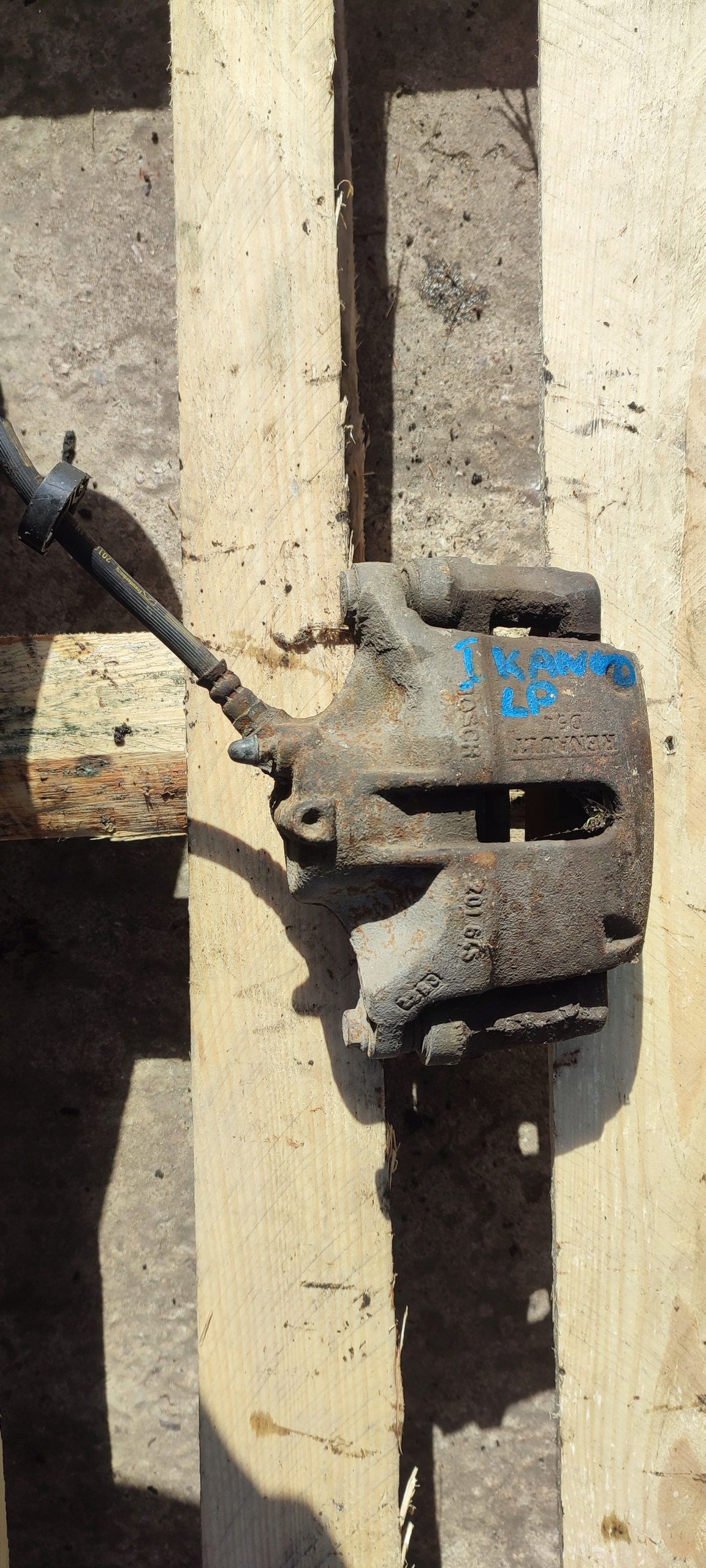 caliper brake left front front renault kangoo and 1.5