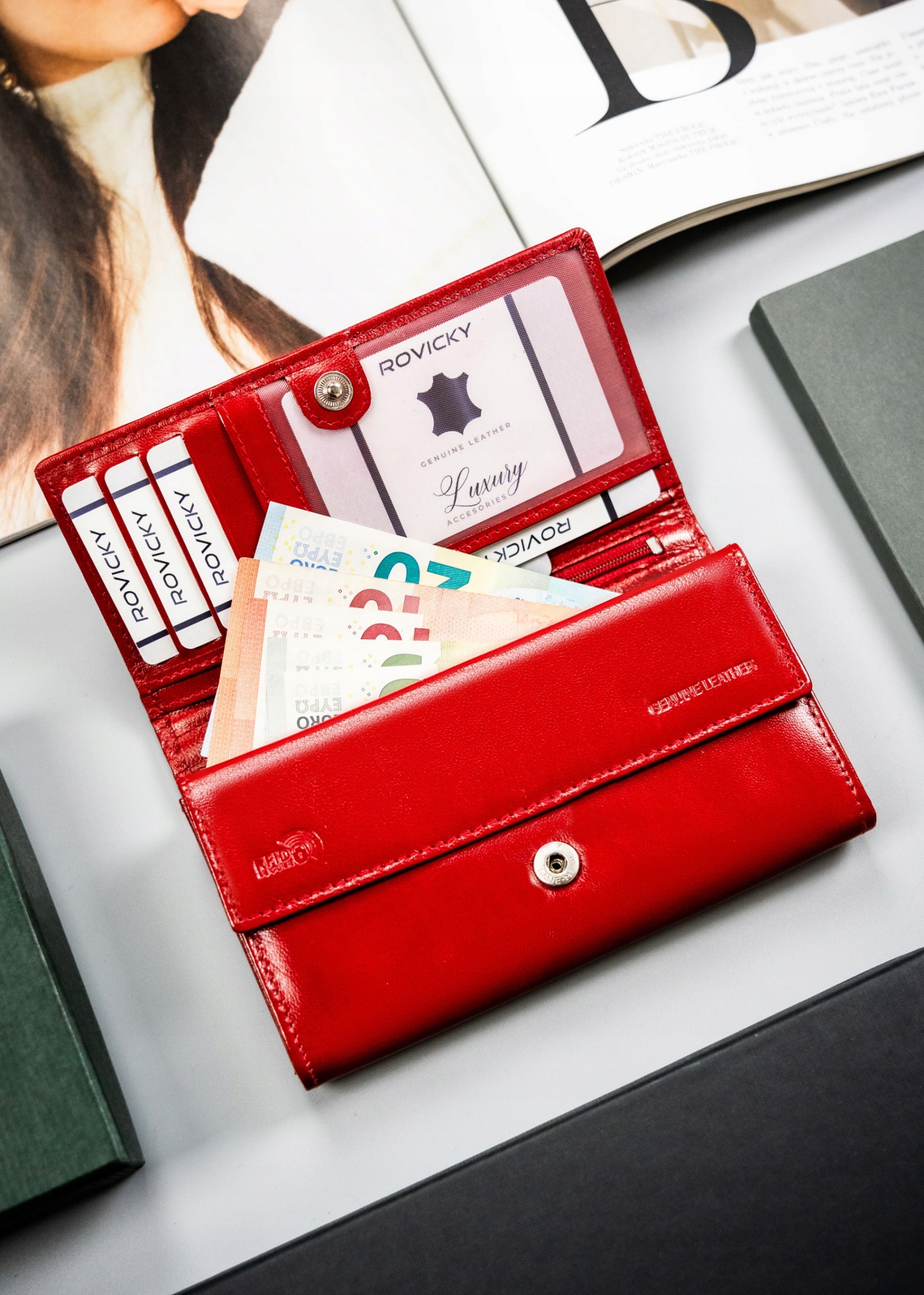 Cavaldi portfel damski skóra naturalna pojemny dużo przegródek modny kolor Model RD-08-GCL-2449 RED