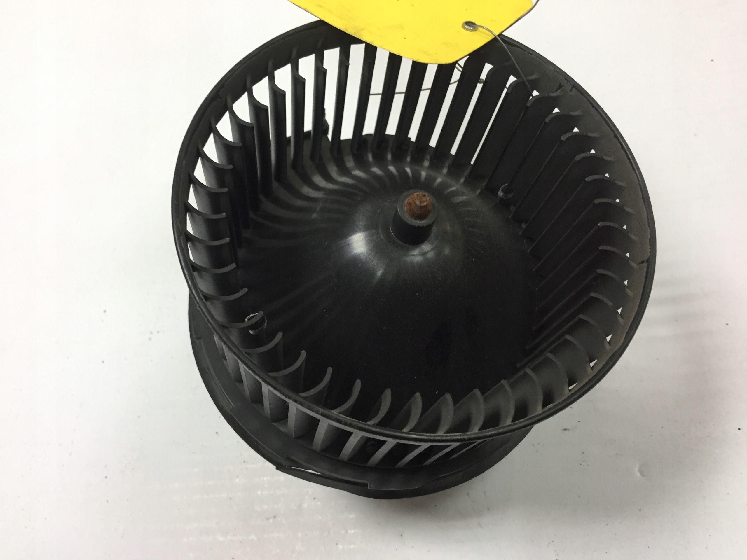 DMUCHAWA NAWIEWU FORD FIESTA MK7 VP8E2H18456AA